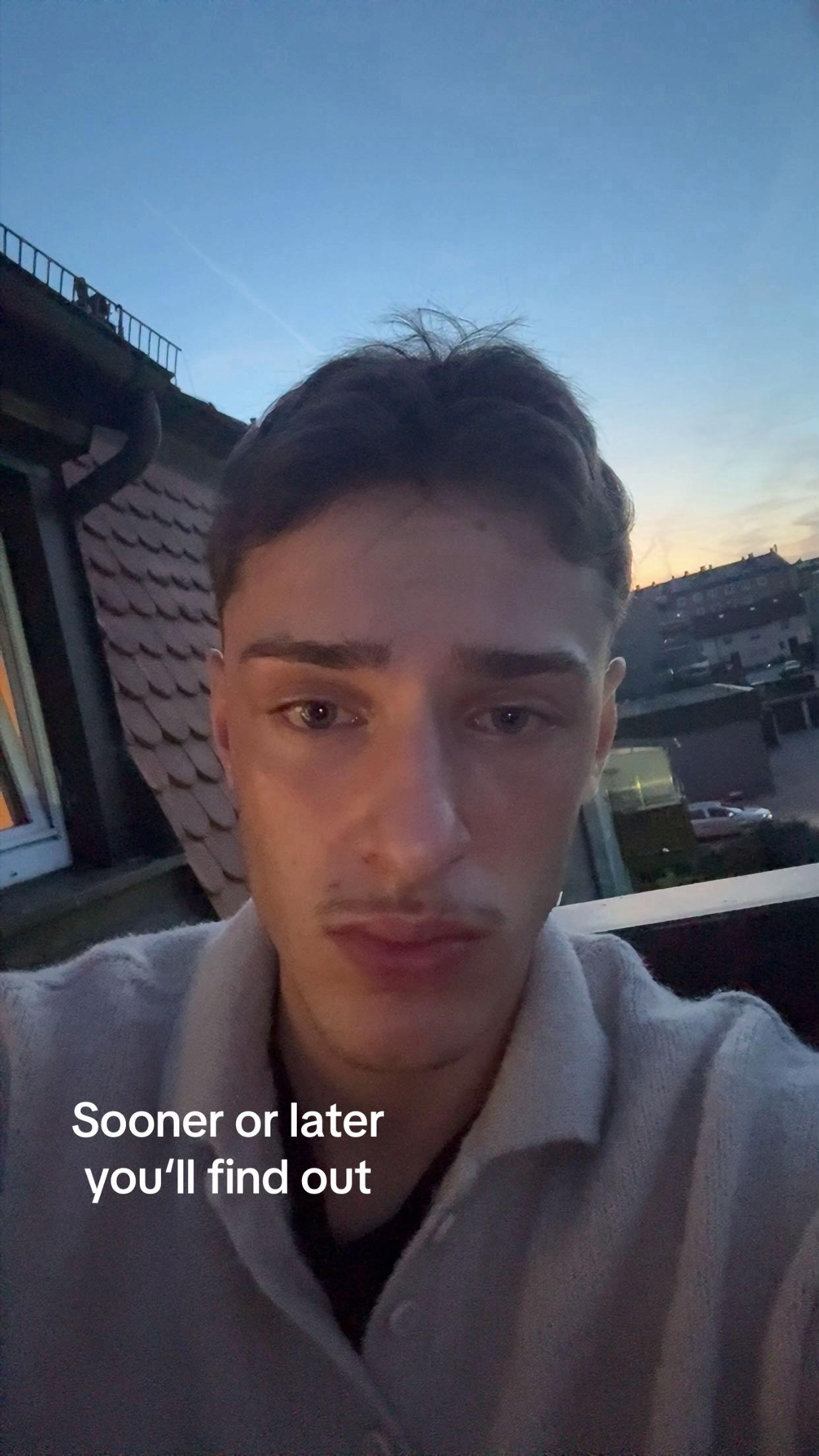 @simon