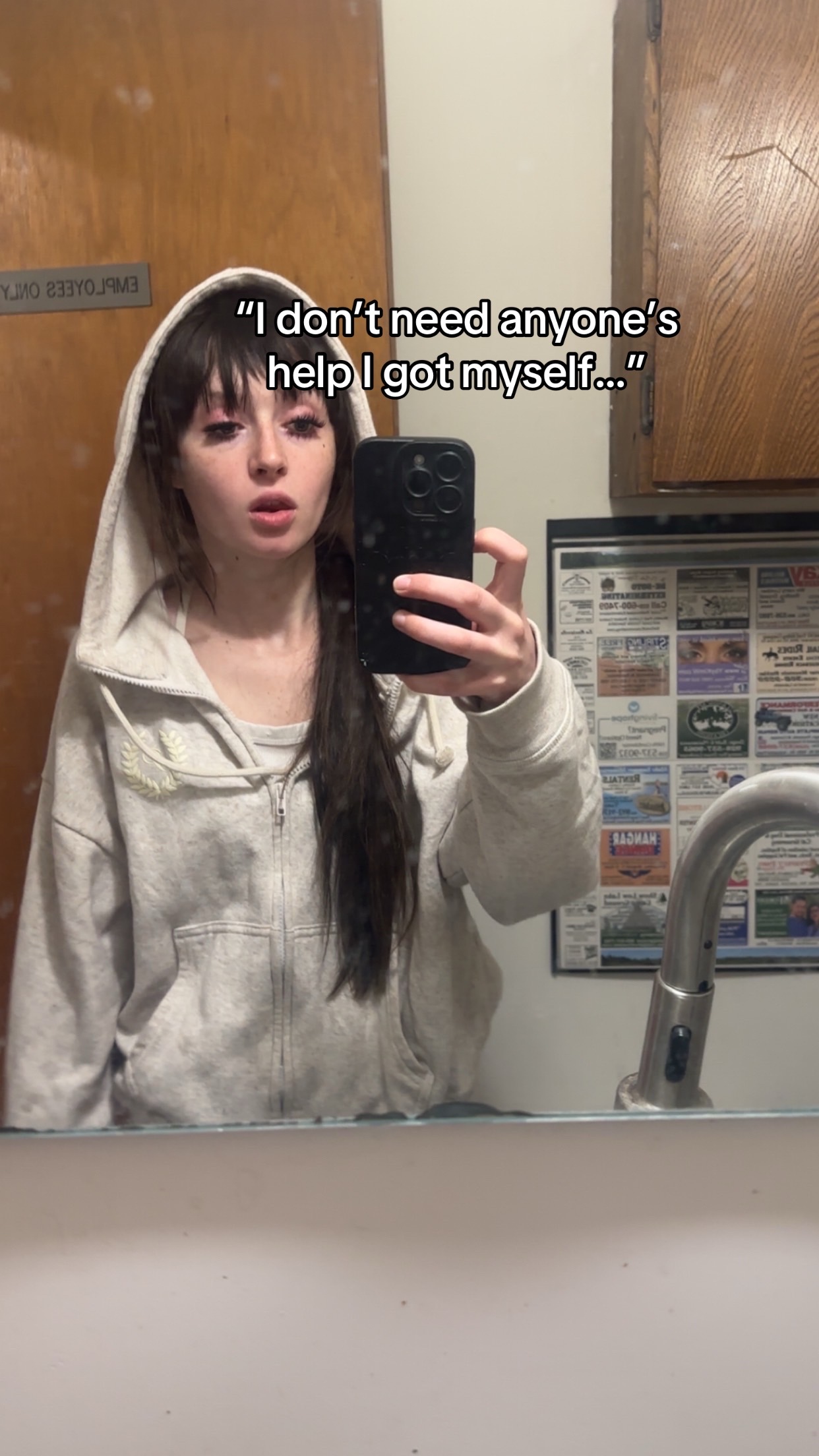 @chloe