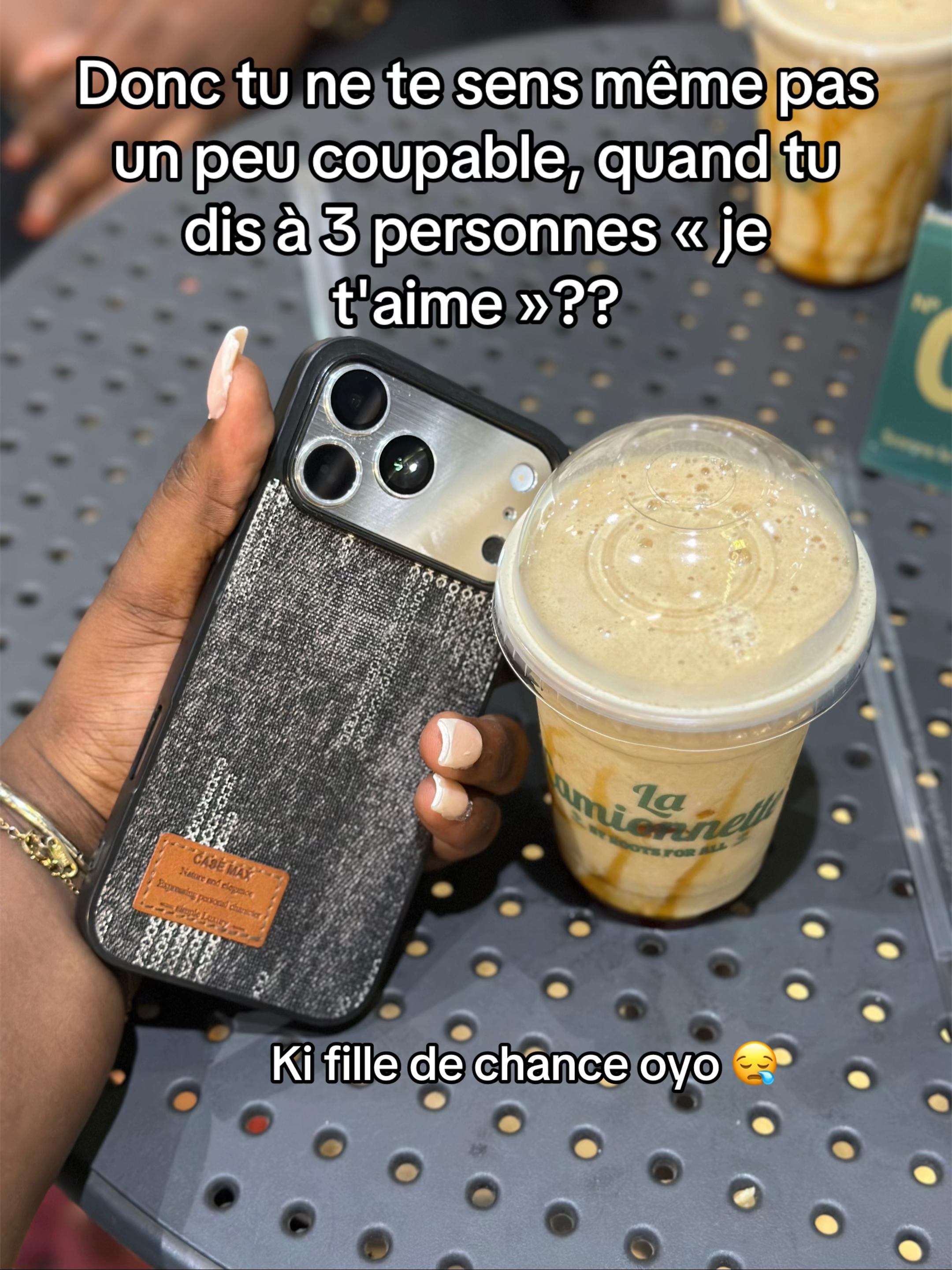 @Ak 💵 🤍🧸🧬