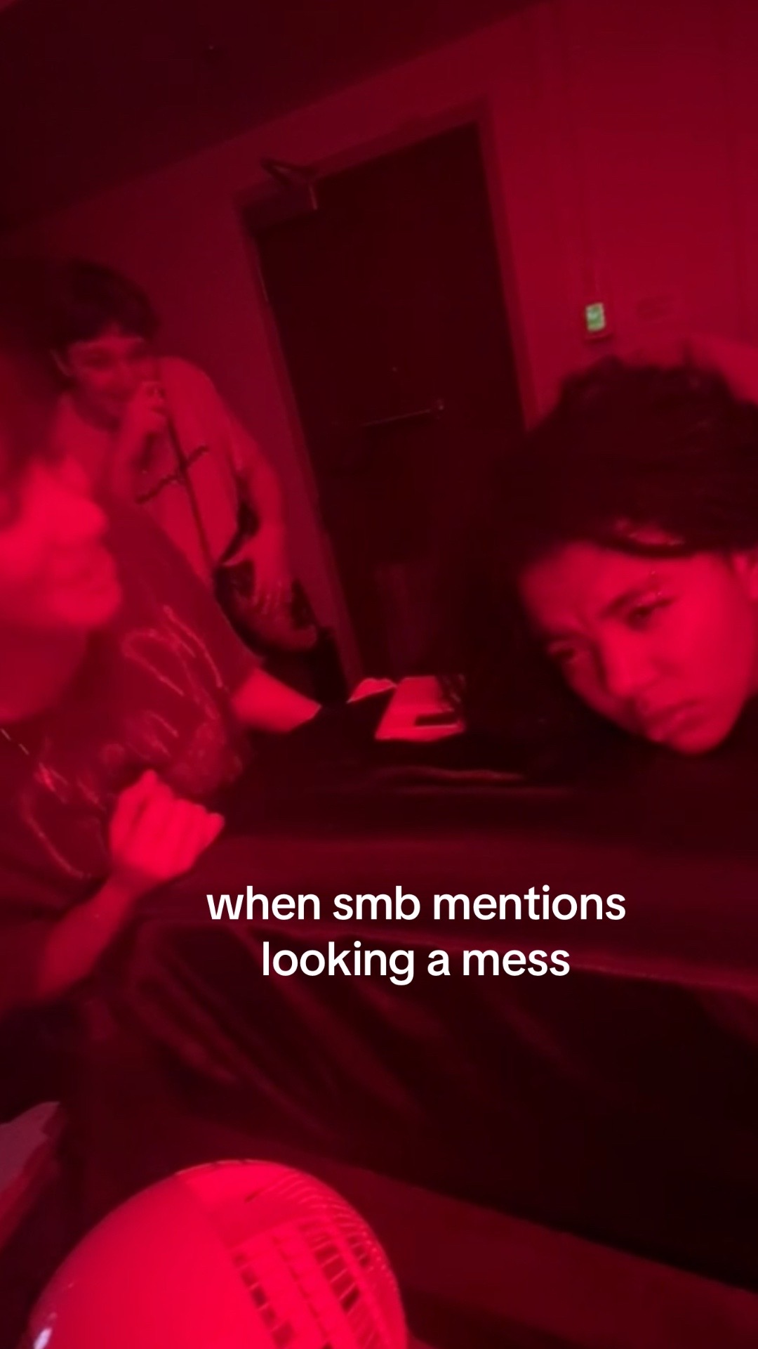 @️