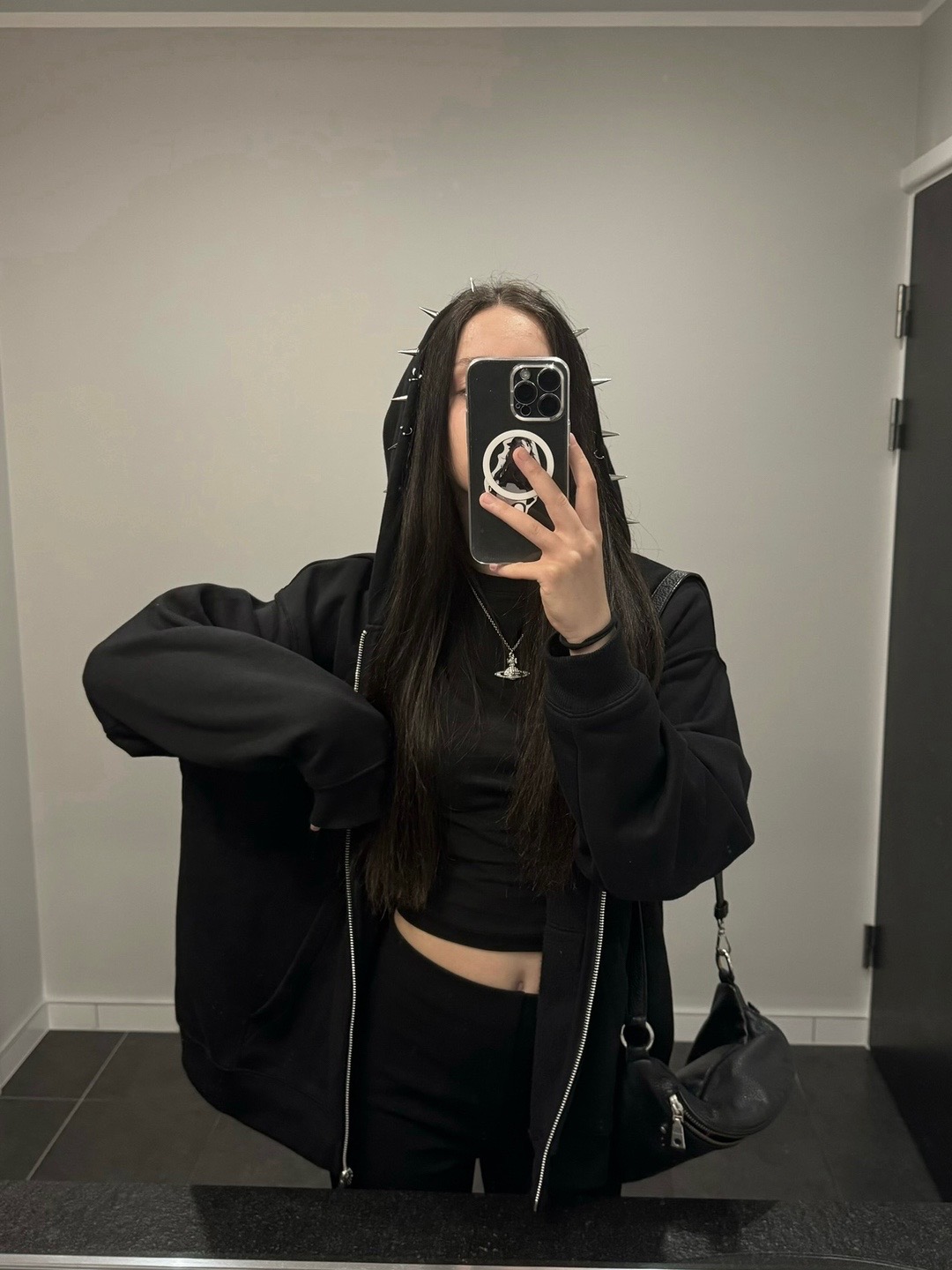 @rishulyaa