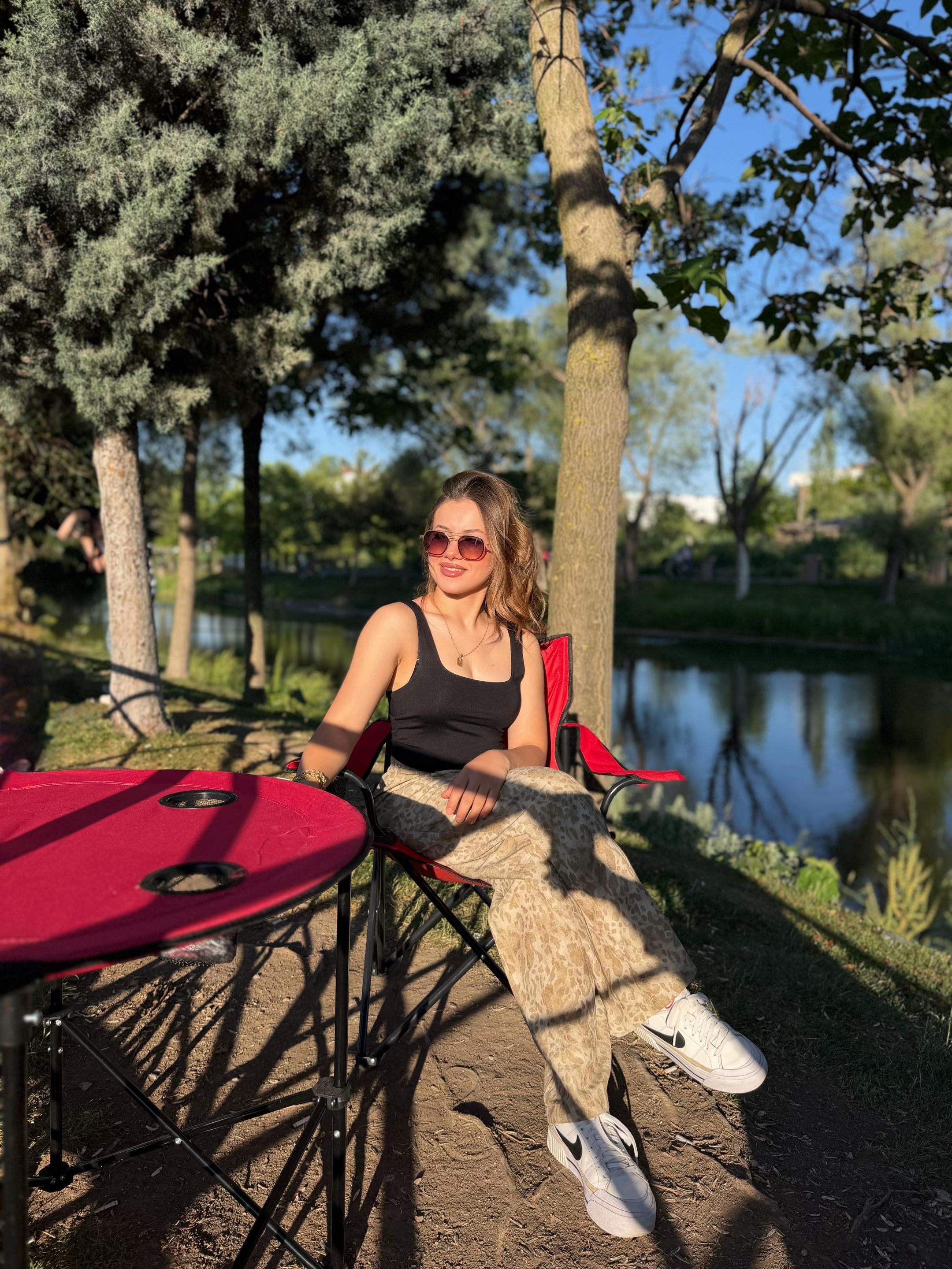 @Nuğrulay Özdemir