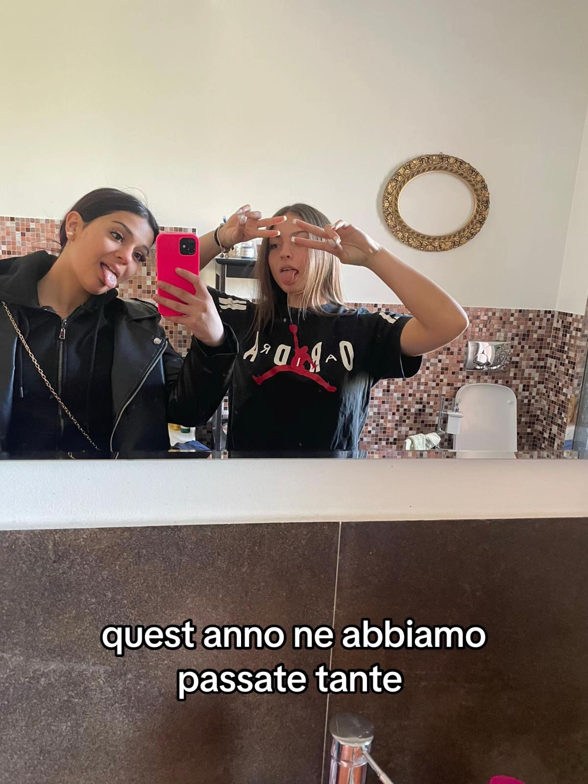 @emmux2_