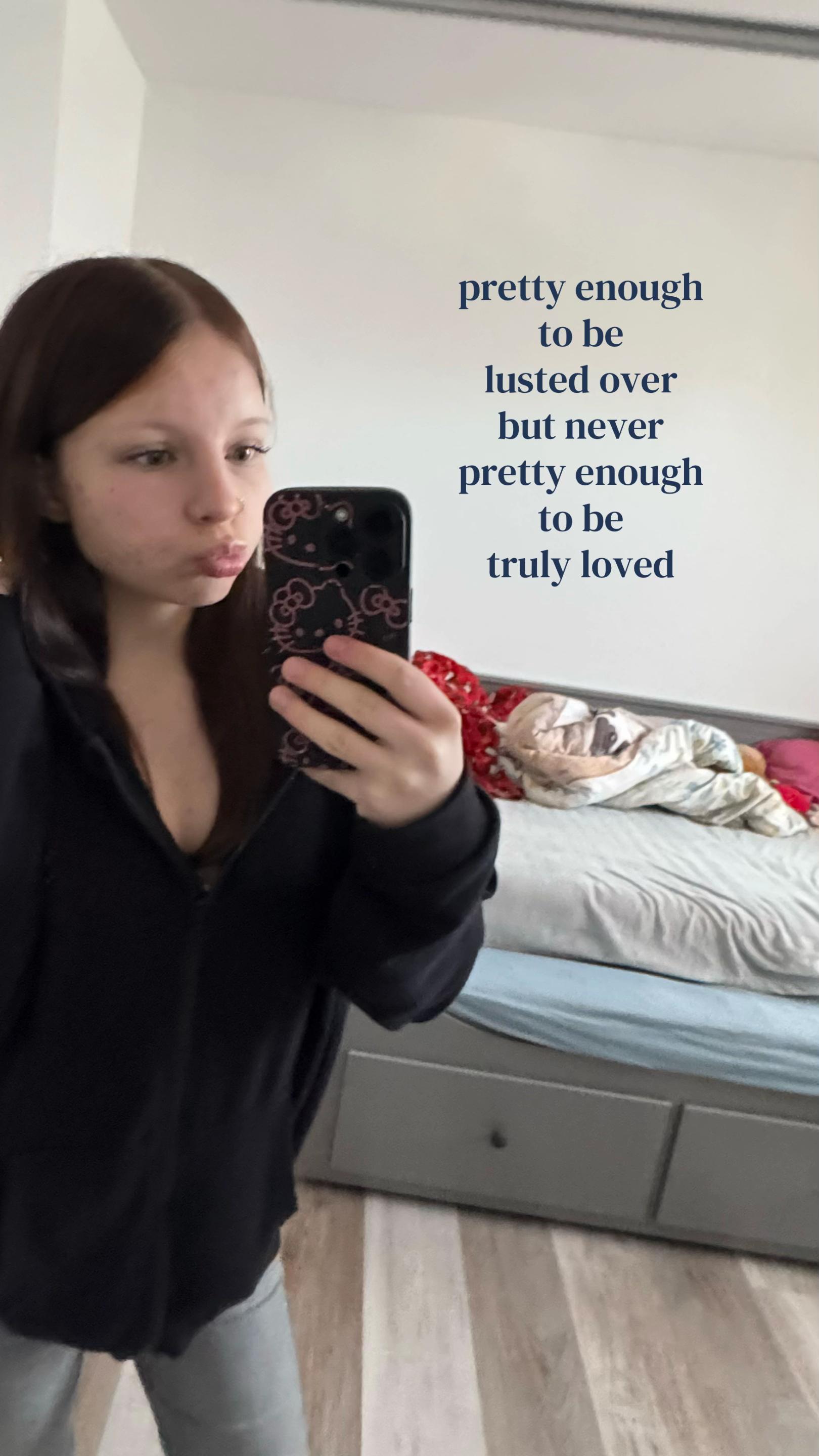 @🫰🏻