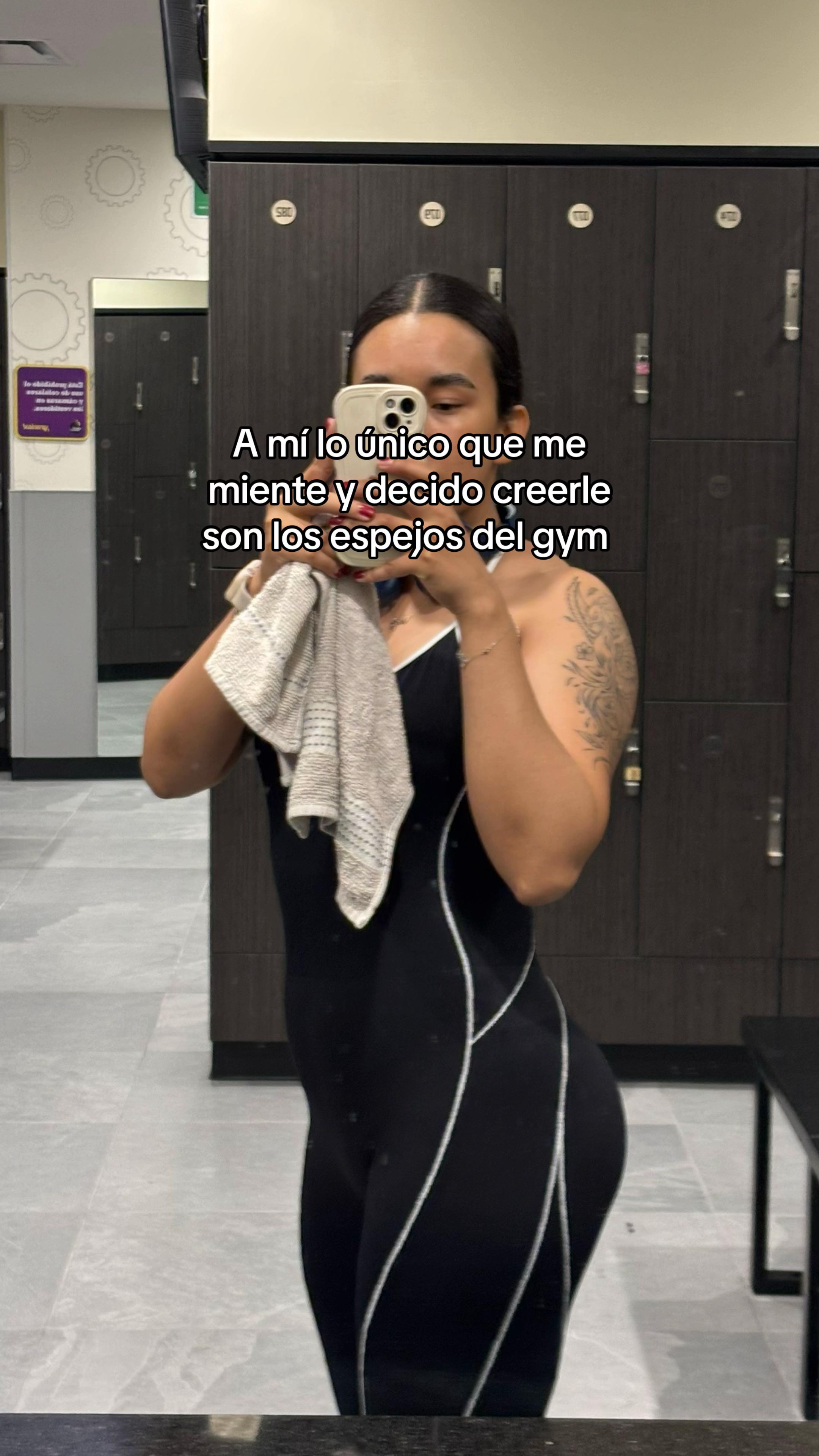 @Lilia Castillo 🌻🌈🍎🖍️