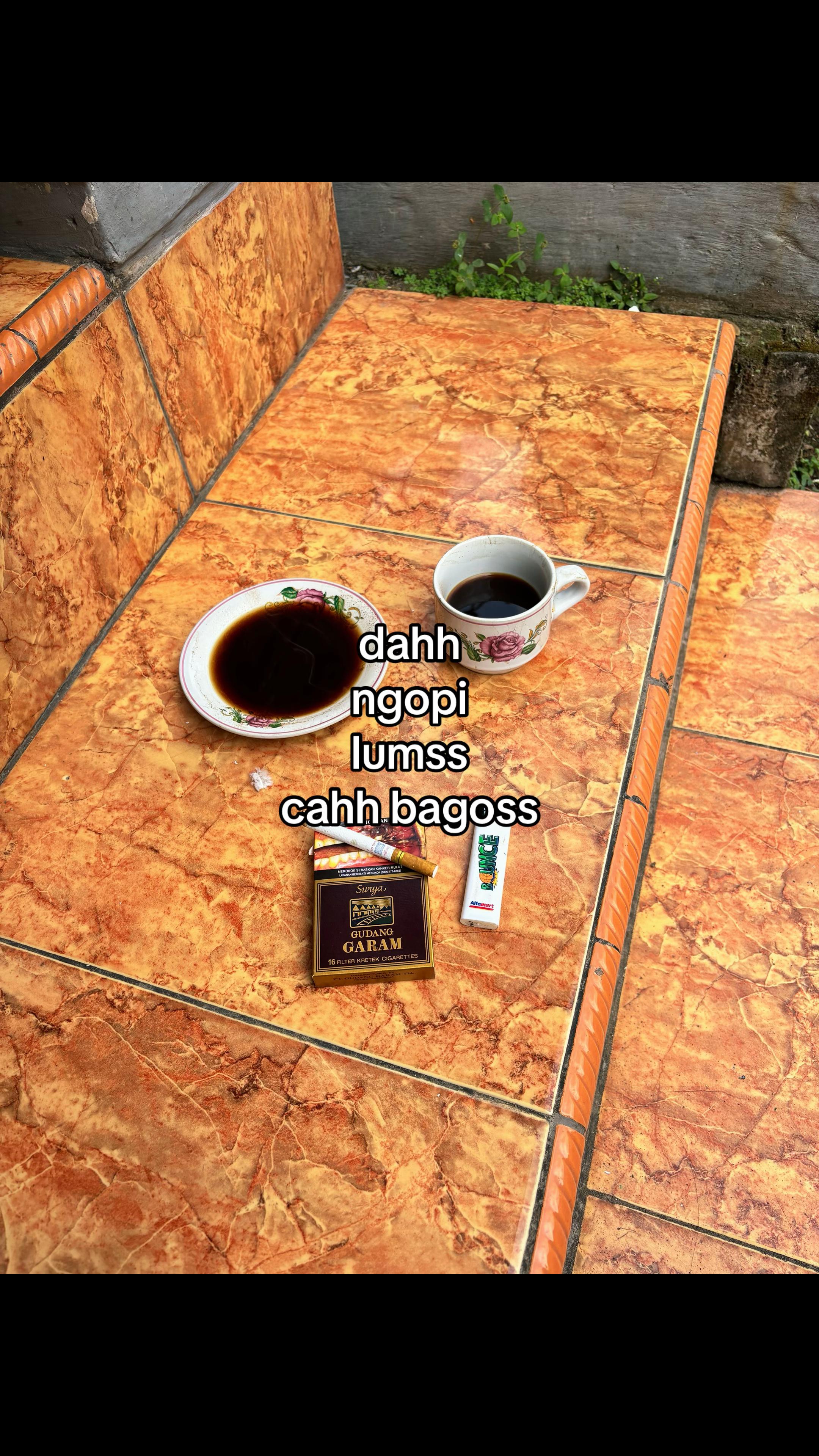 @𝙋𝘼𝙋𝘼𝙍𝙀𝙔𝙔𝙔 ☕︎