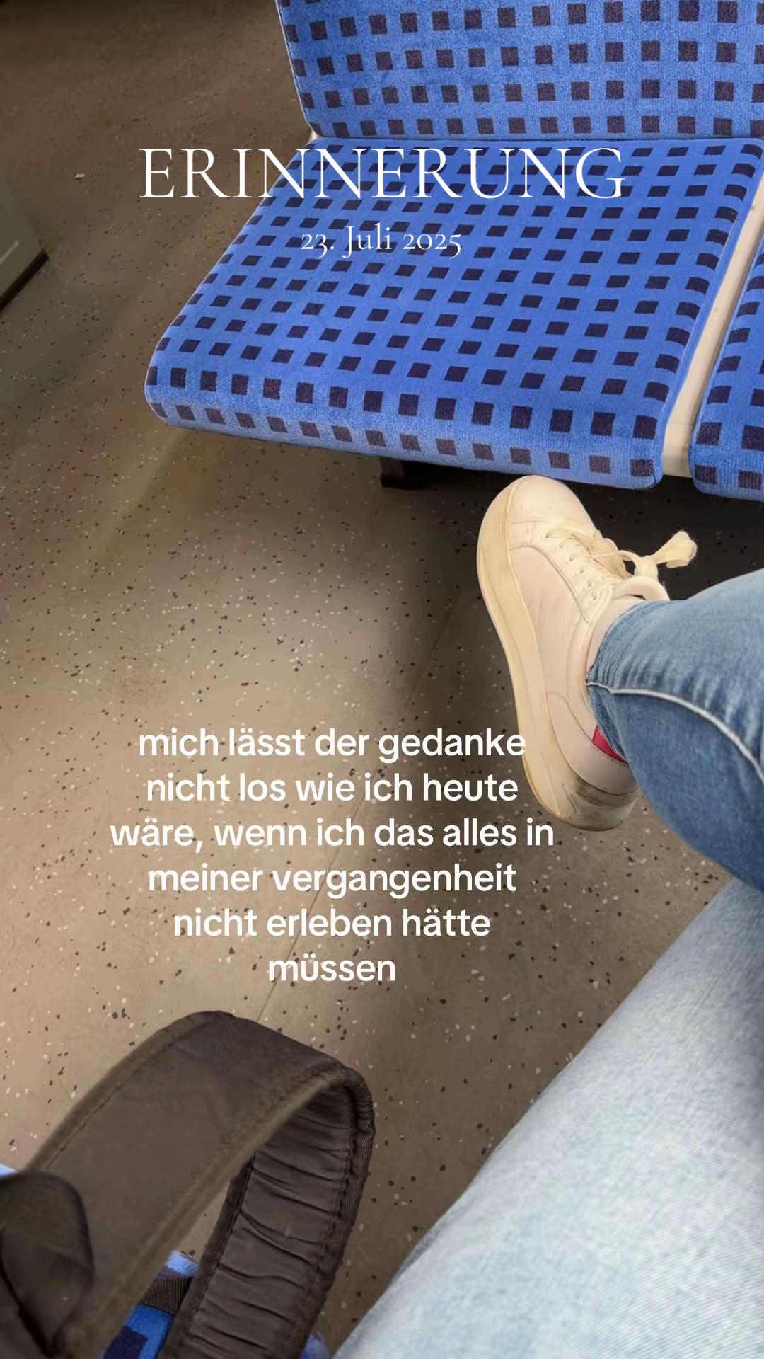 @Beccy🦋۶ৎ