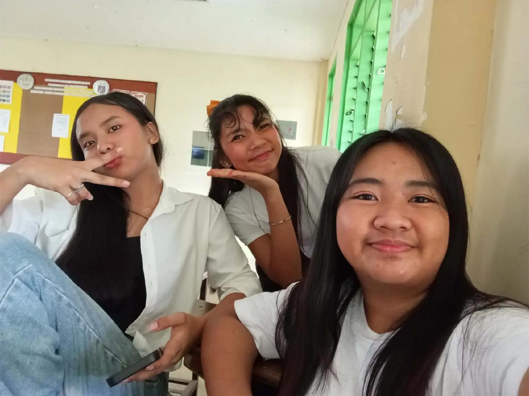 @Ur gurl LYCA 🤪