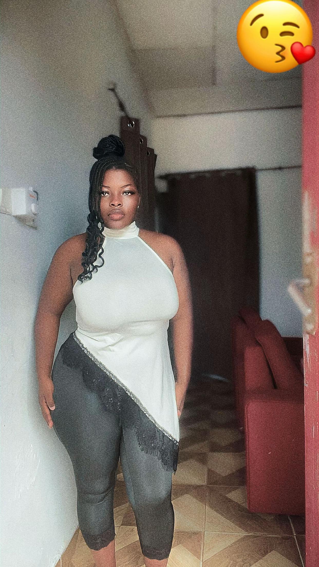 @Gigi🌸🖤