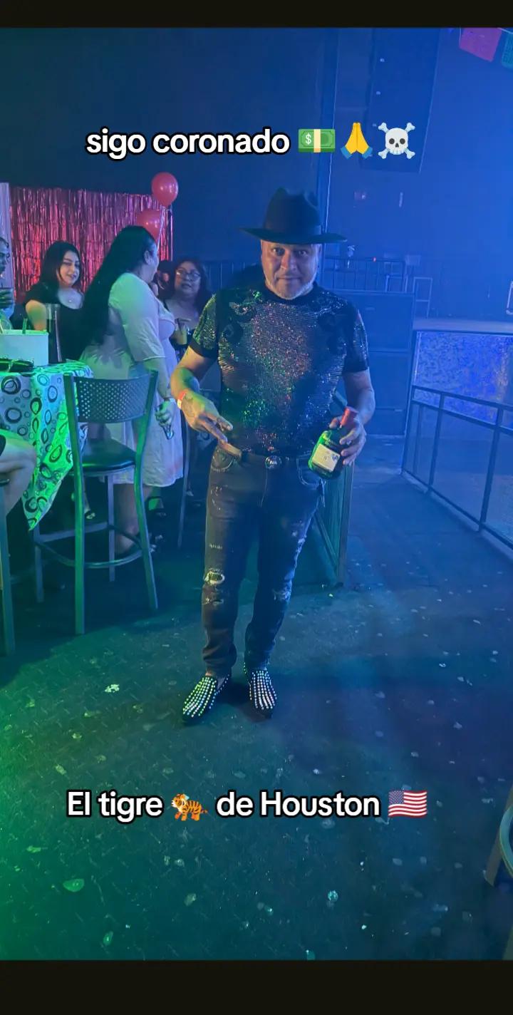 @el tigre 🐅 de Houston