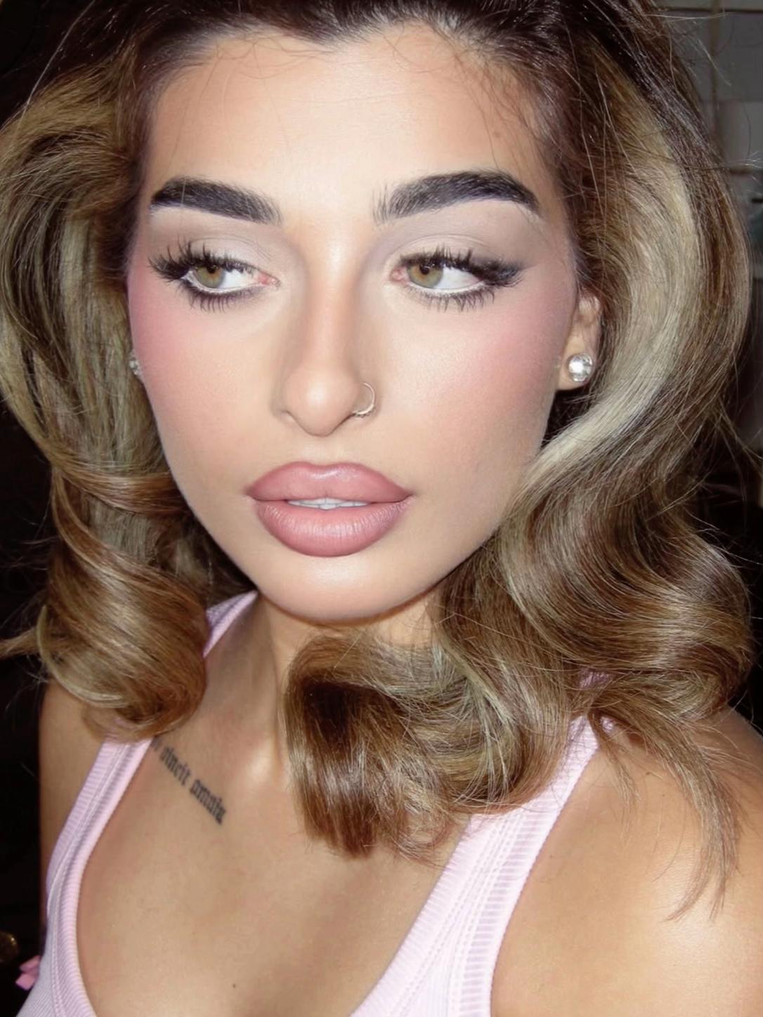 @𝒦𝒾𝒶𝓇𝒶