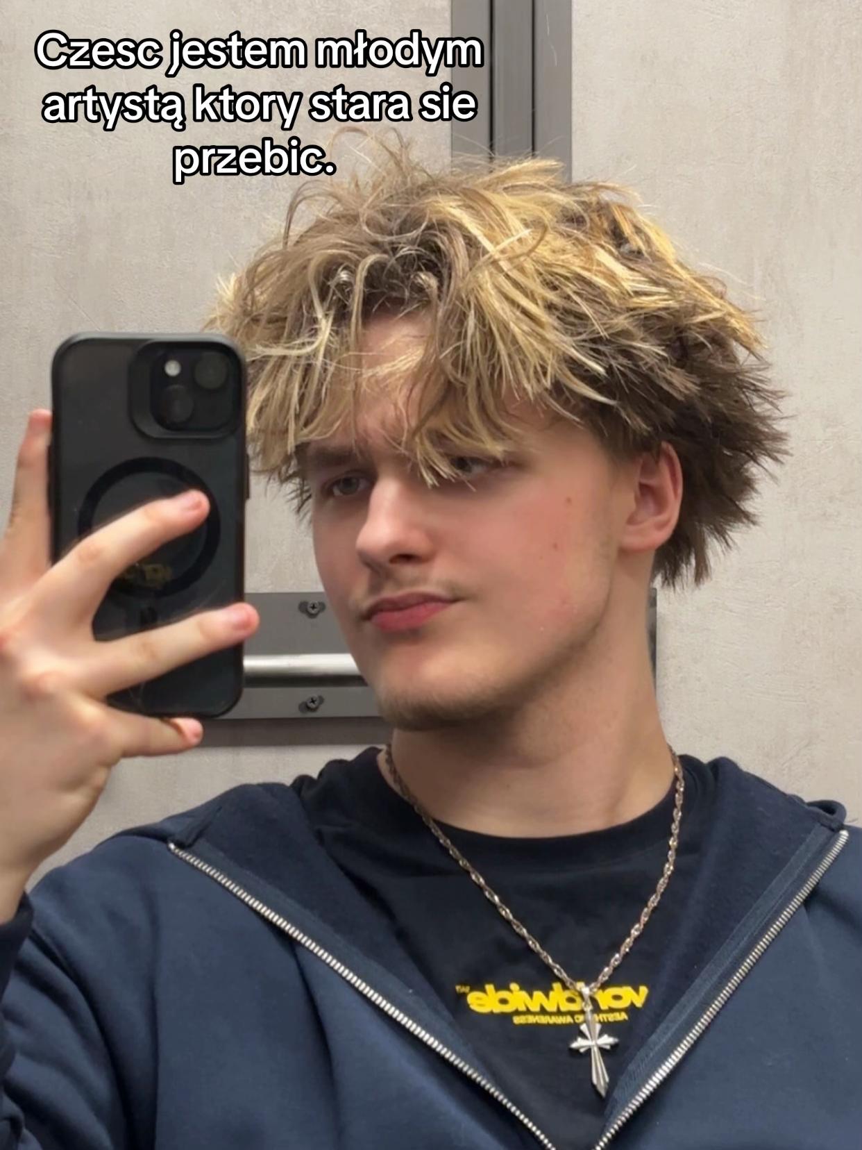 @redrosetroy