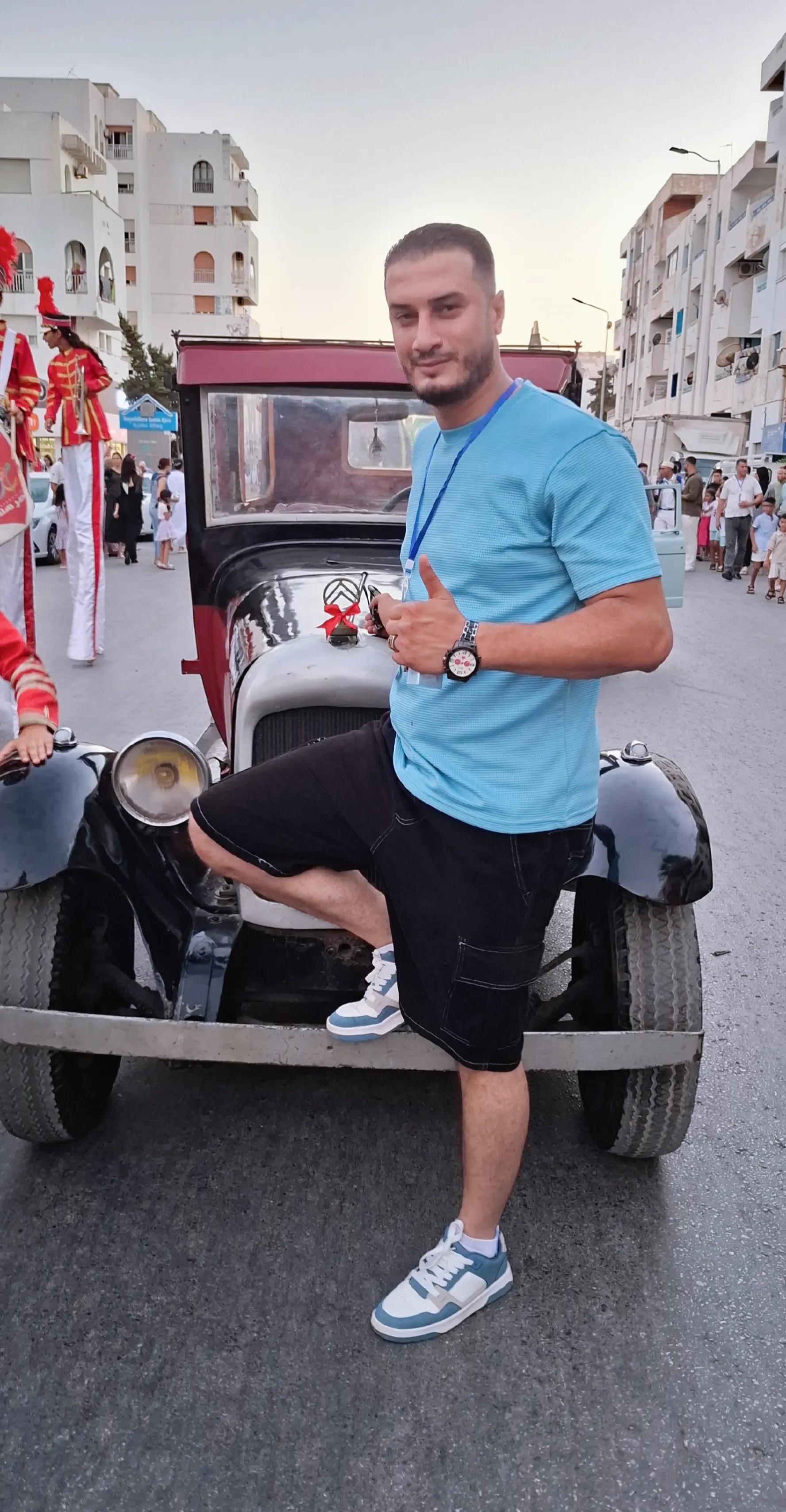@الممثل أشرف العبيدي