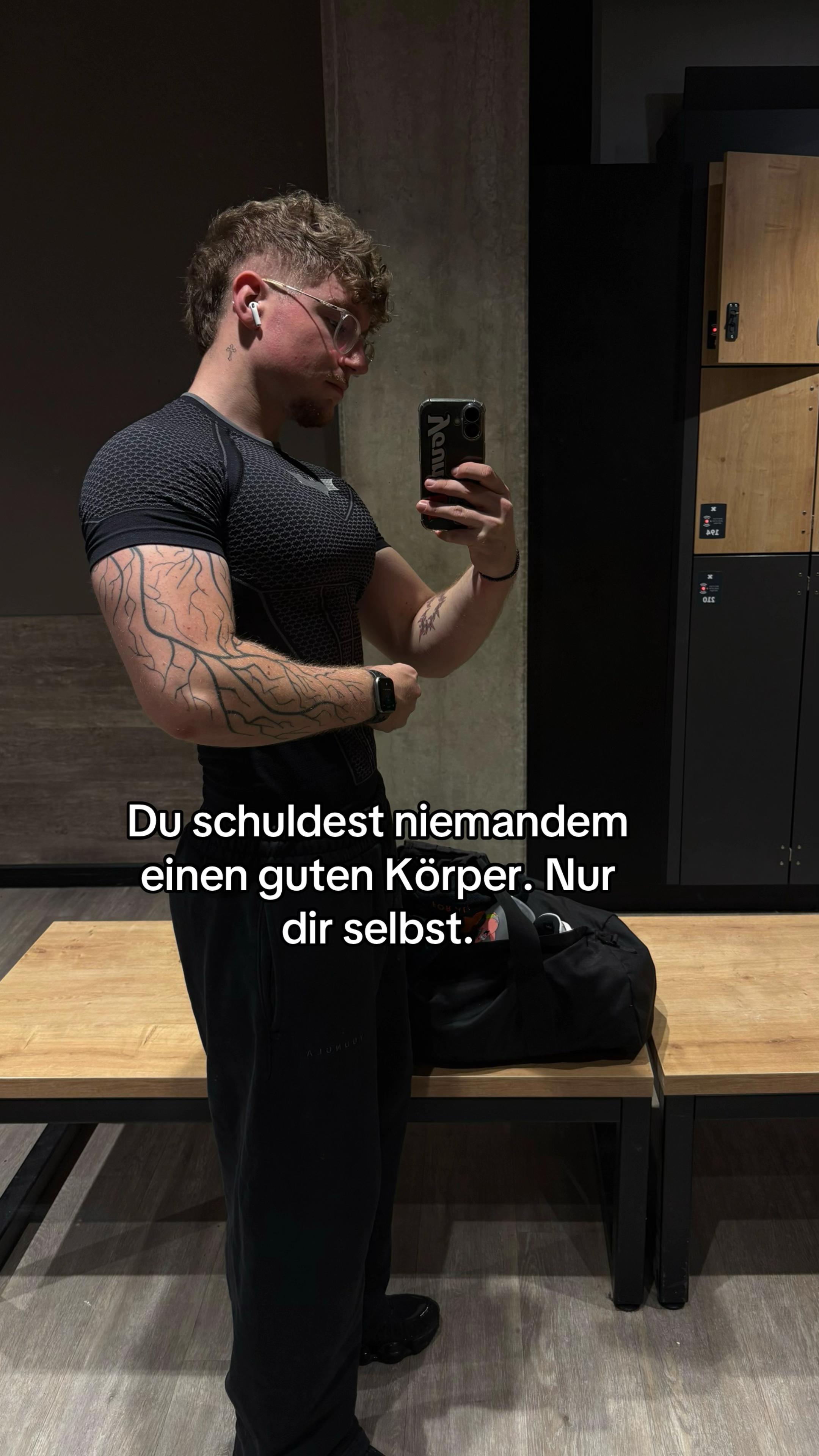 @✝︎
