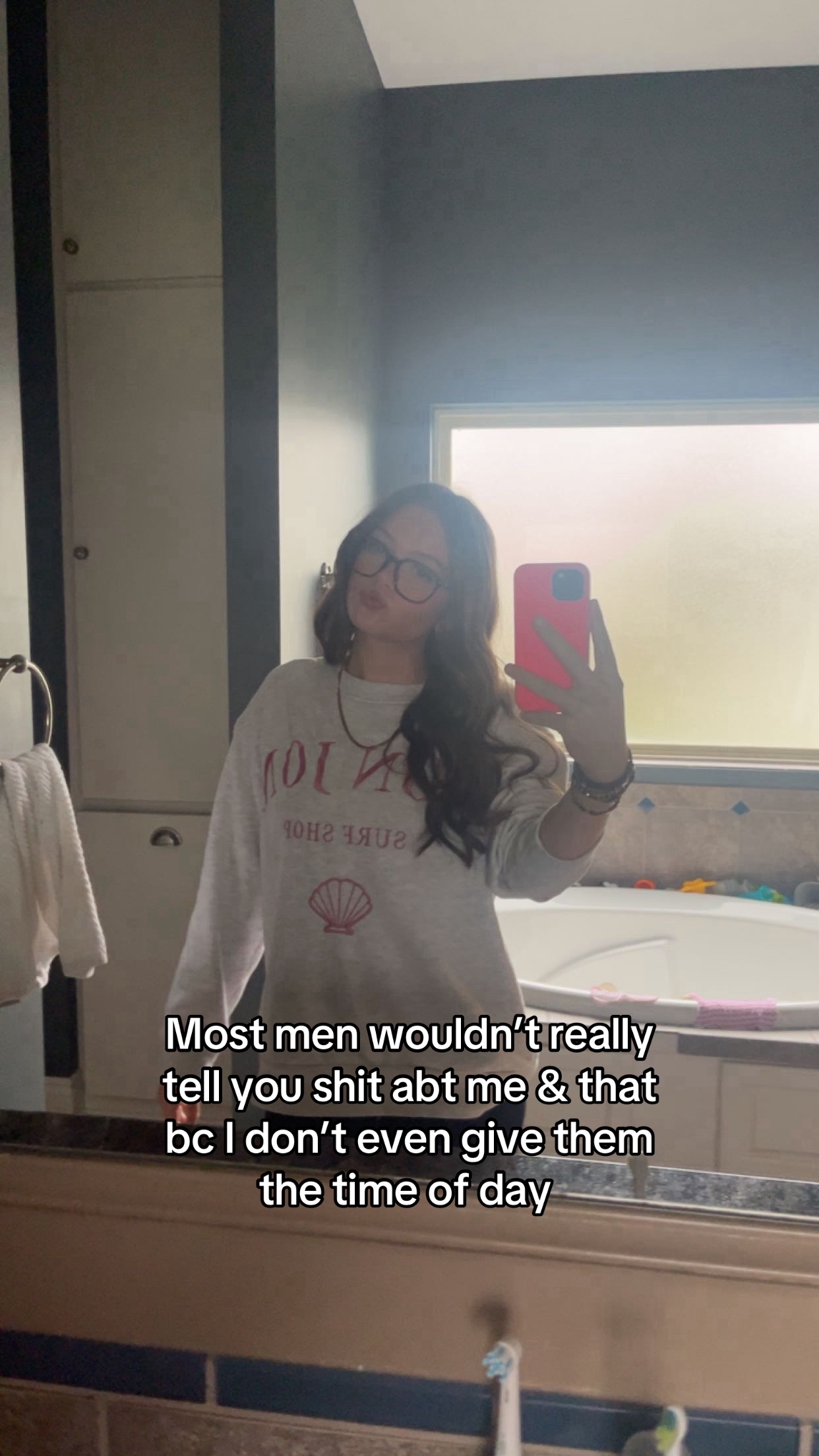 @Carys Roberts