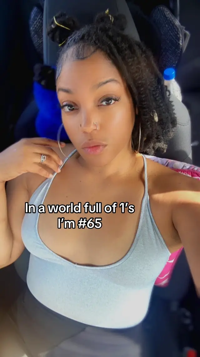 @Chenelle Brady  🇻🇮🇻🇮