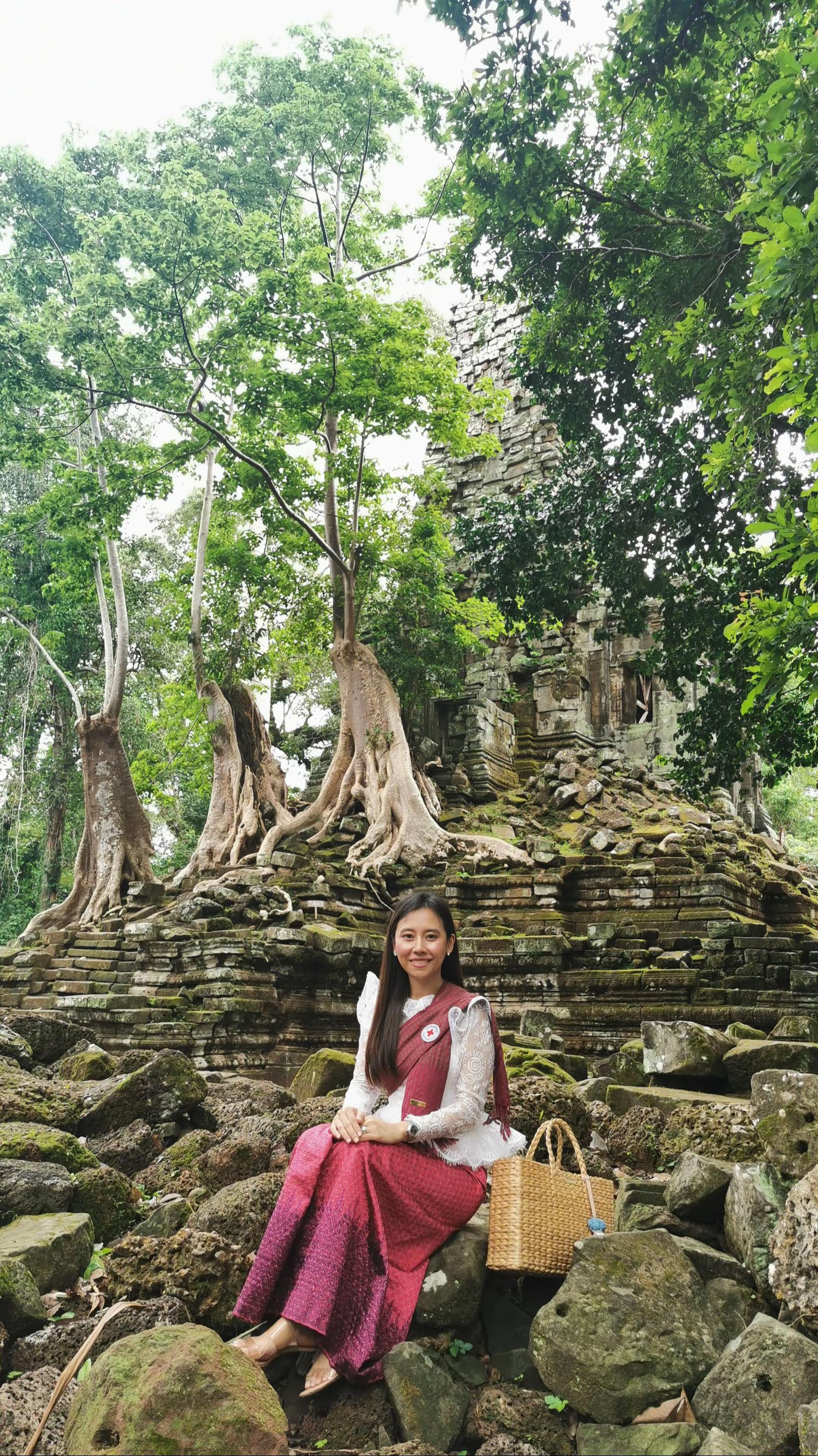 @Houn Sreylin - ហូន ស្រីលីន