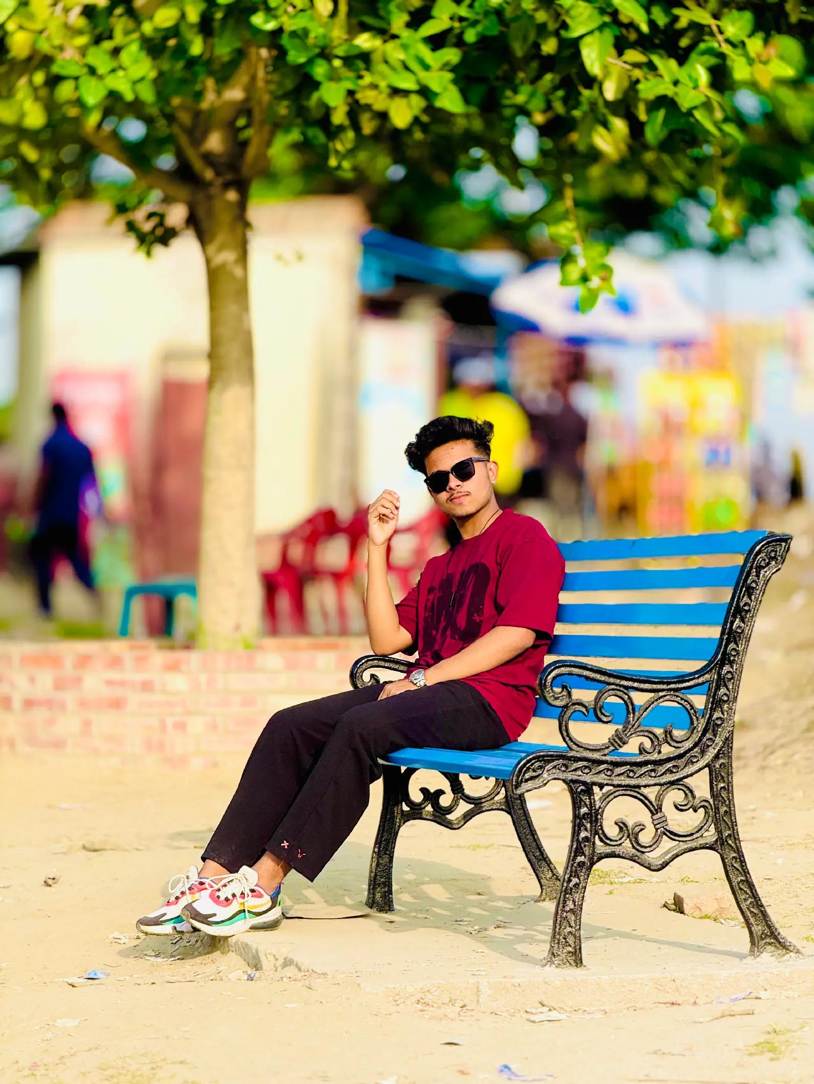 @𝐑𝐀𝐒𝐄𝐃 😎💥
