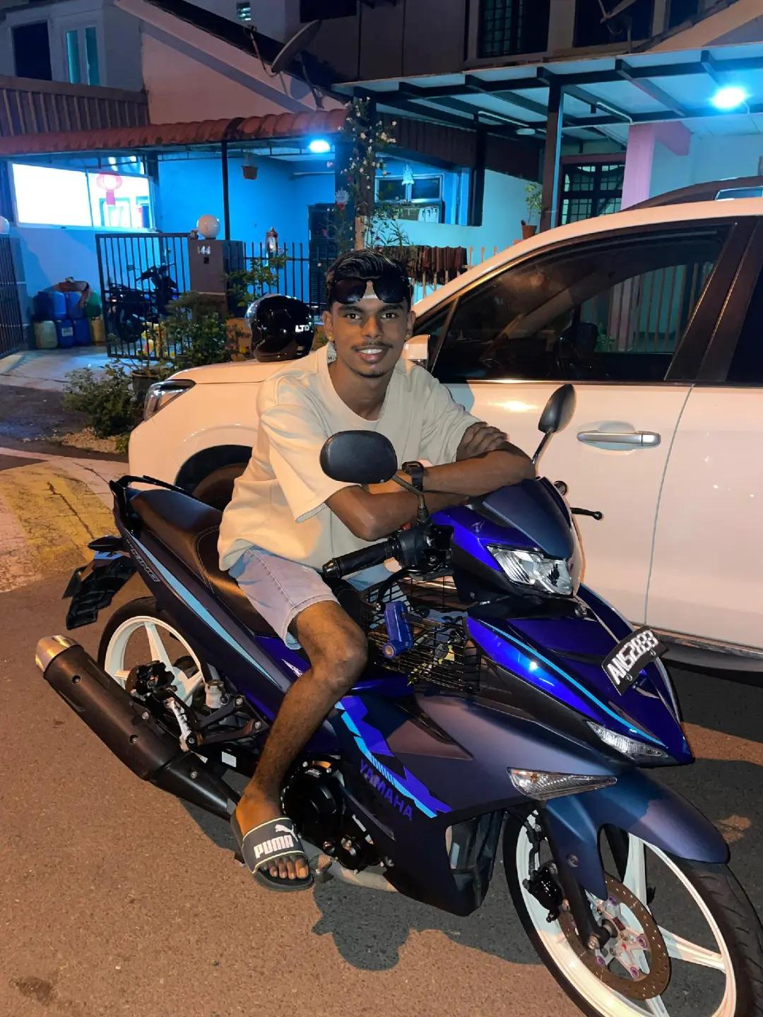@நரேஷ்|•❤️🩹🥺