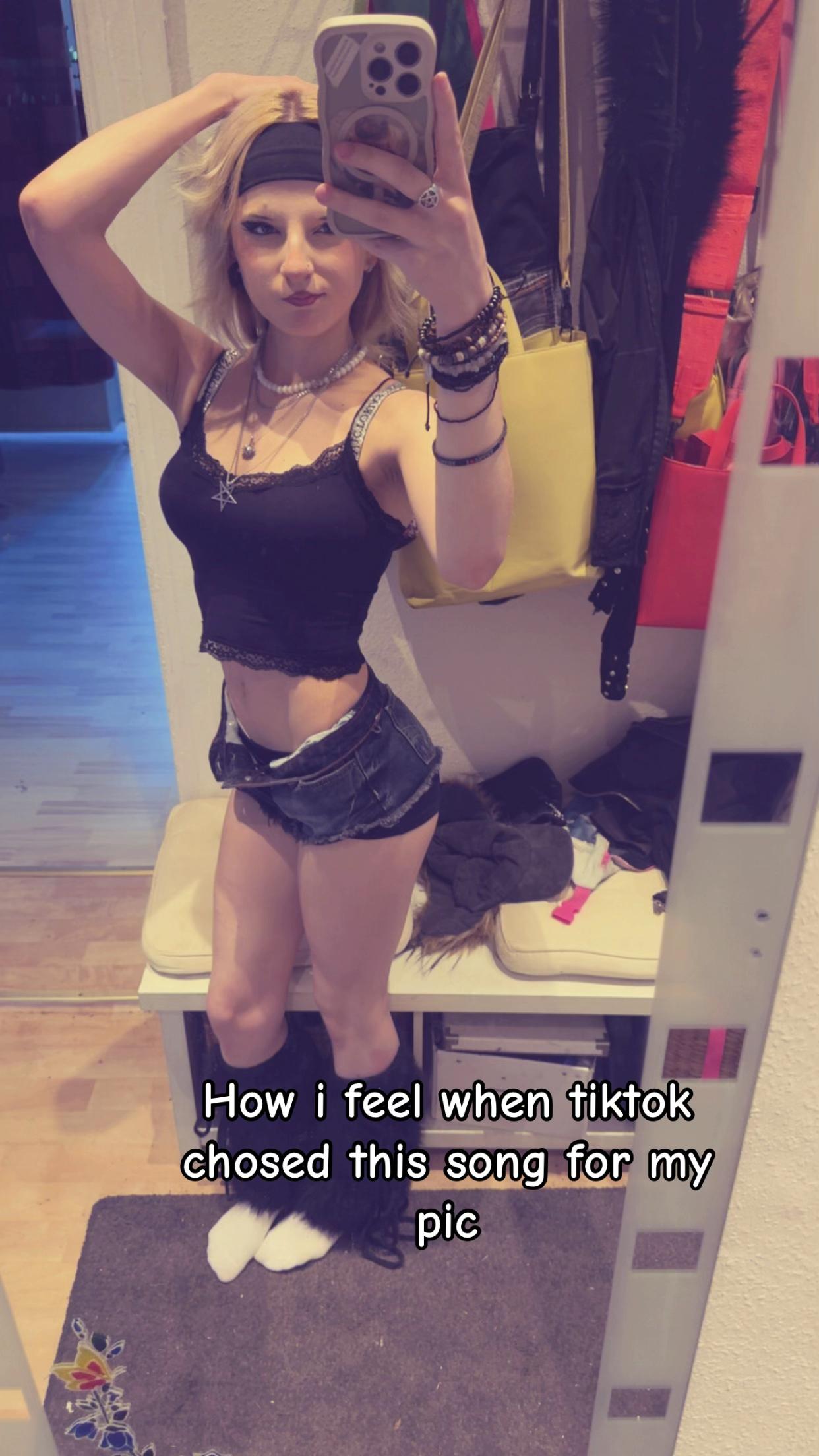 @shiny_vampp