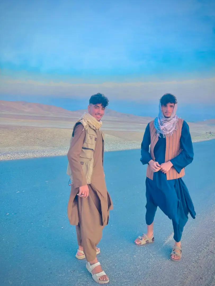 @→_→وحشي♡ᴥباب