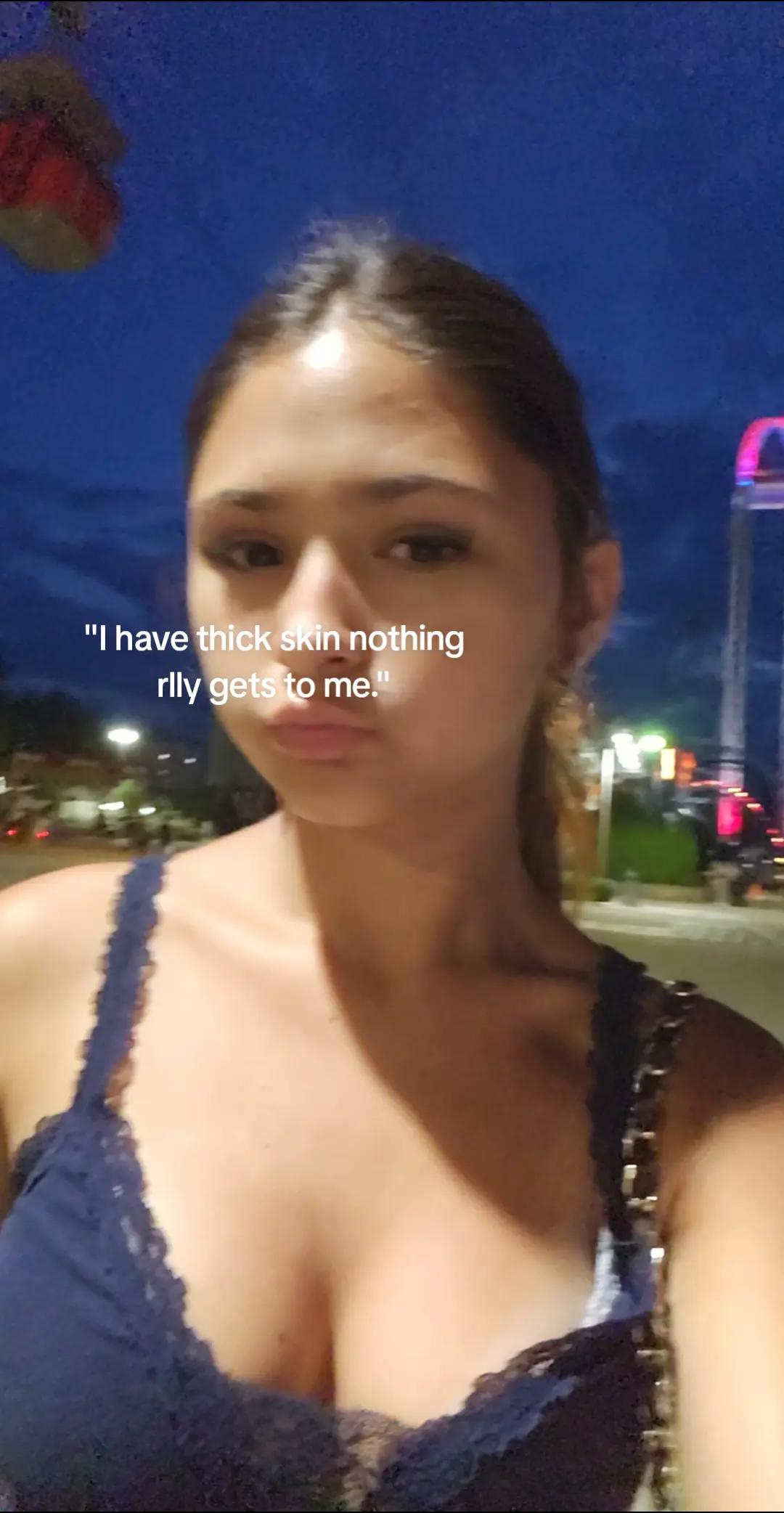 @😶