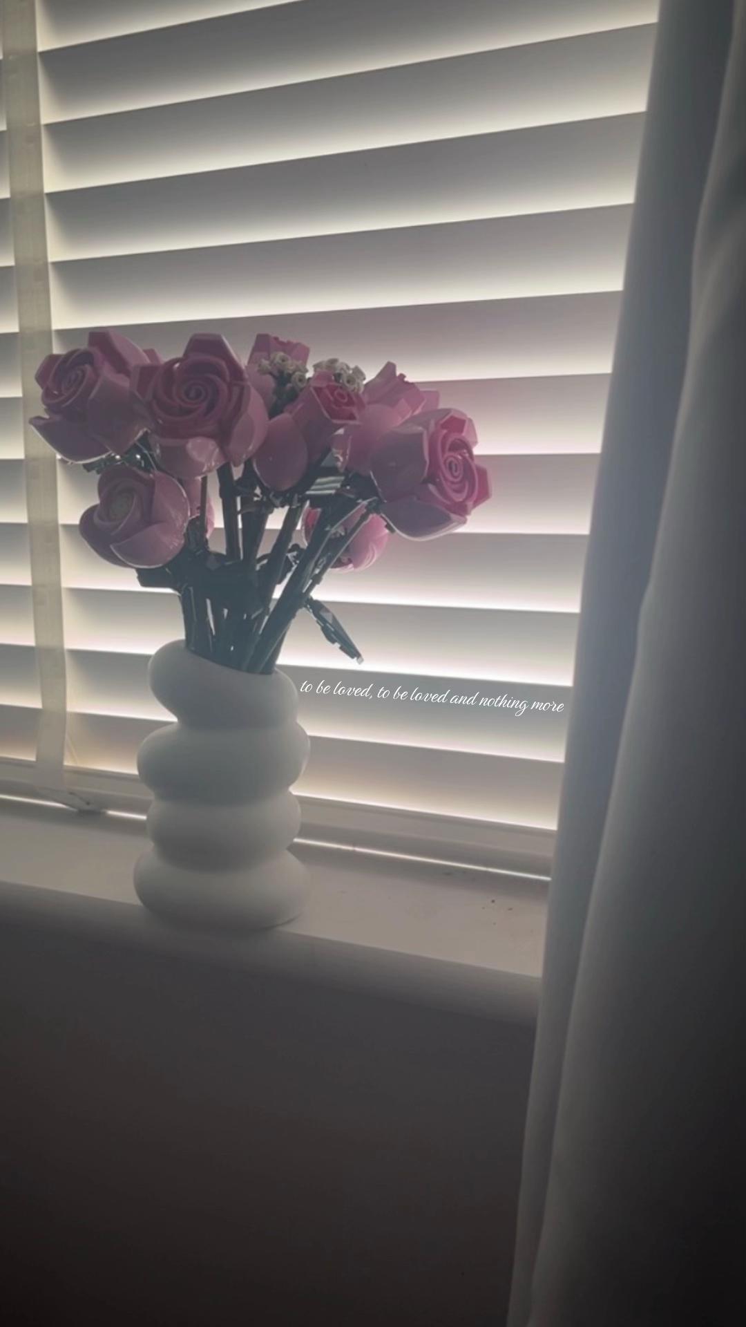 @ℰ
