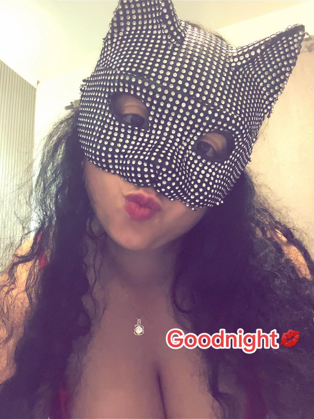 @aveliamoon
