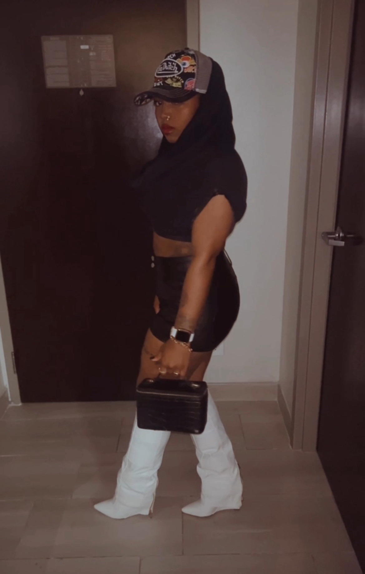 @imnaye__