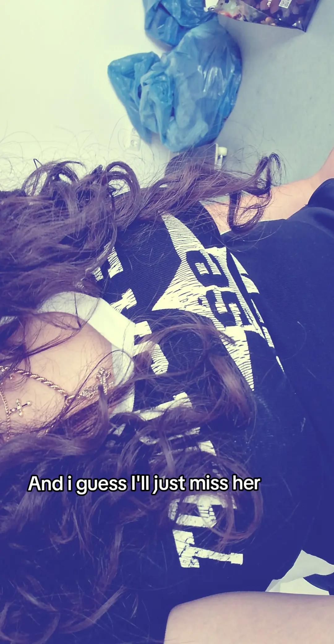 @Mireya