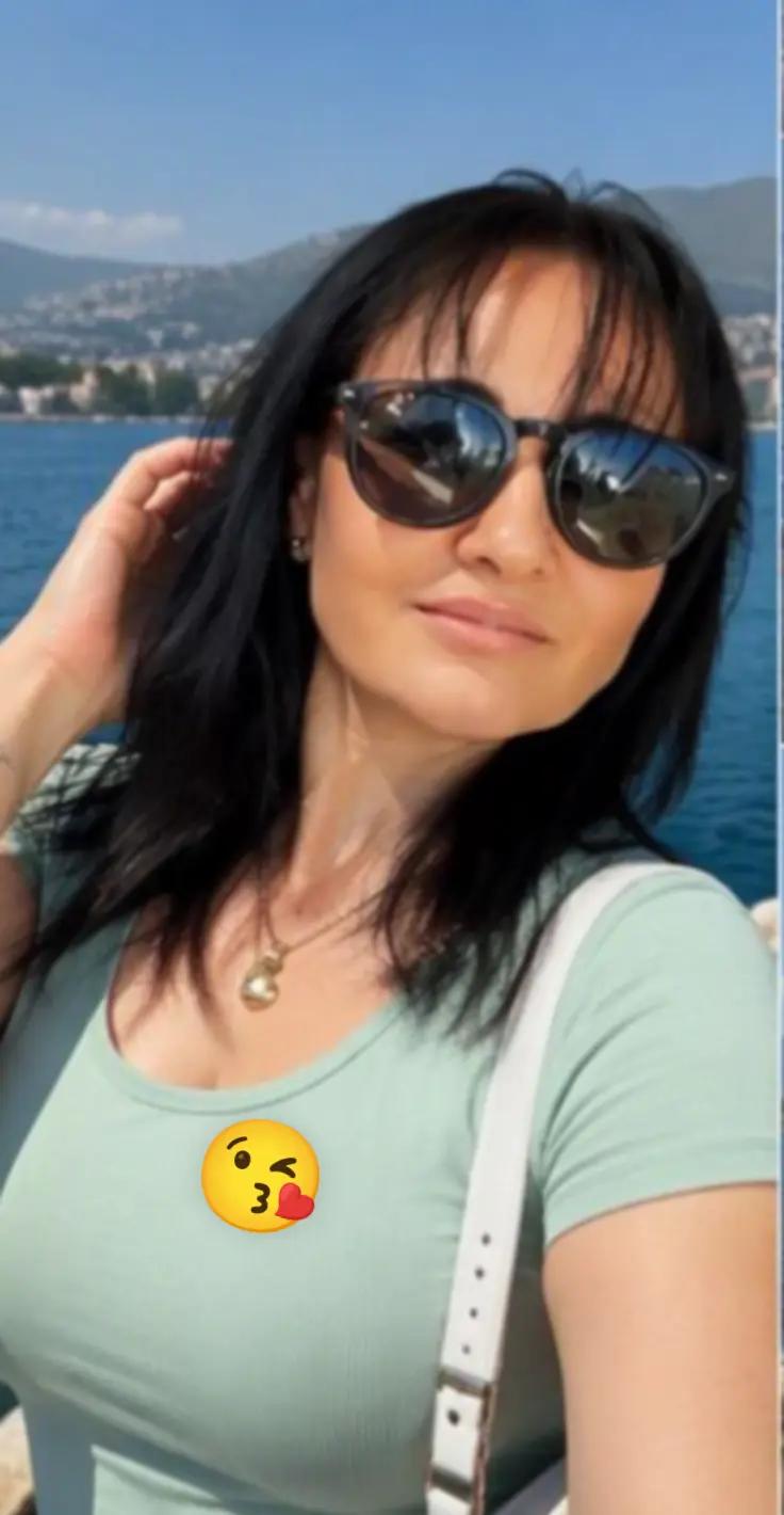 @DeSimone❤️ Silvia @70🥰
