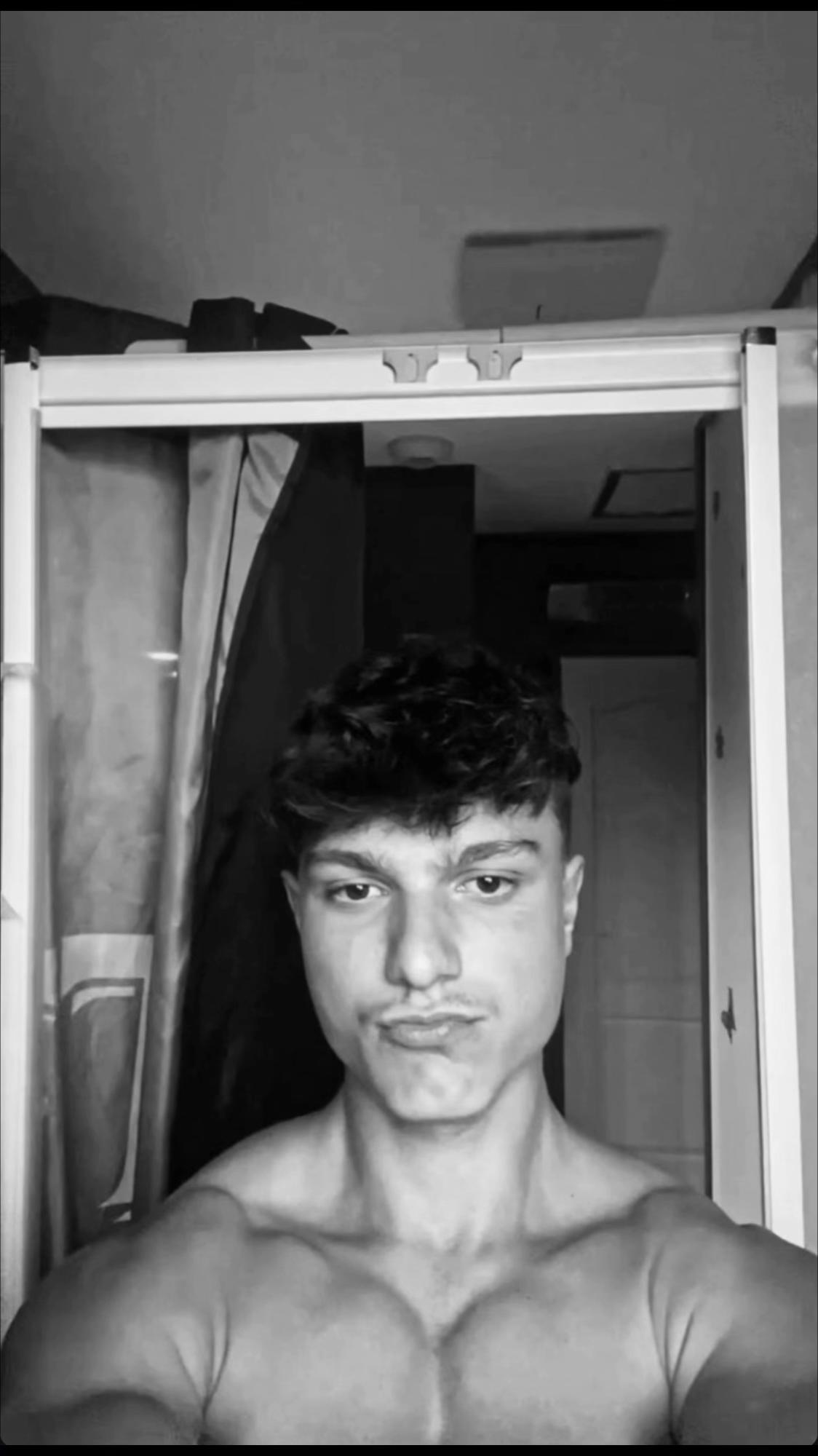@kellian.arl