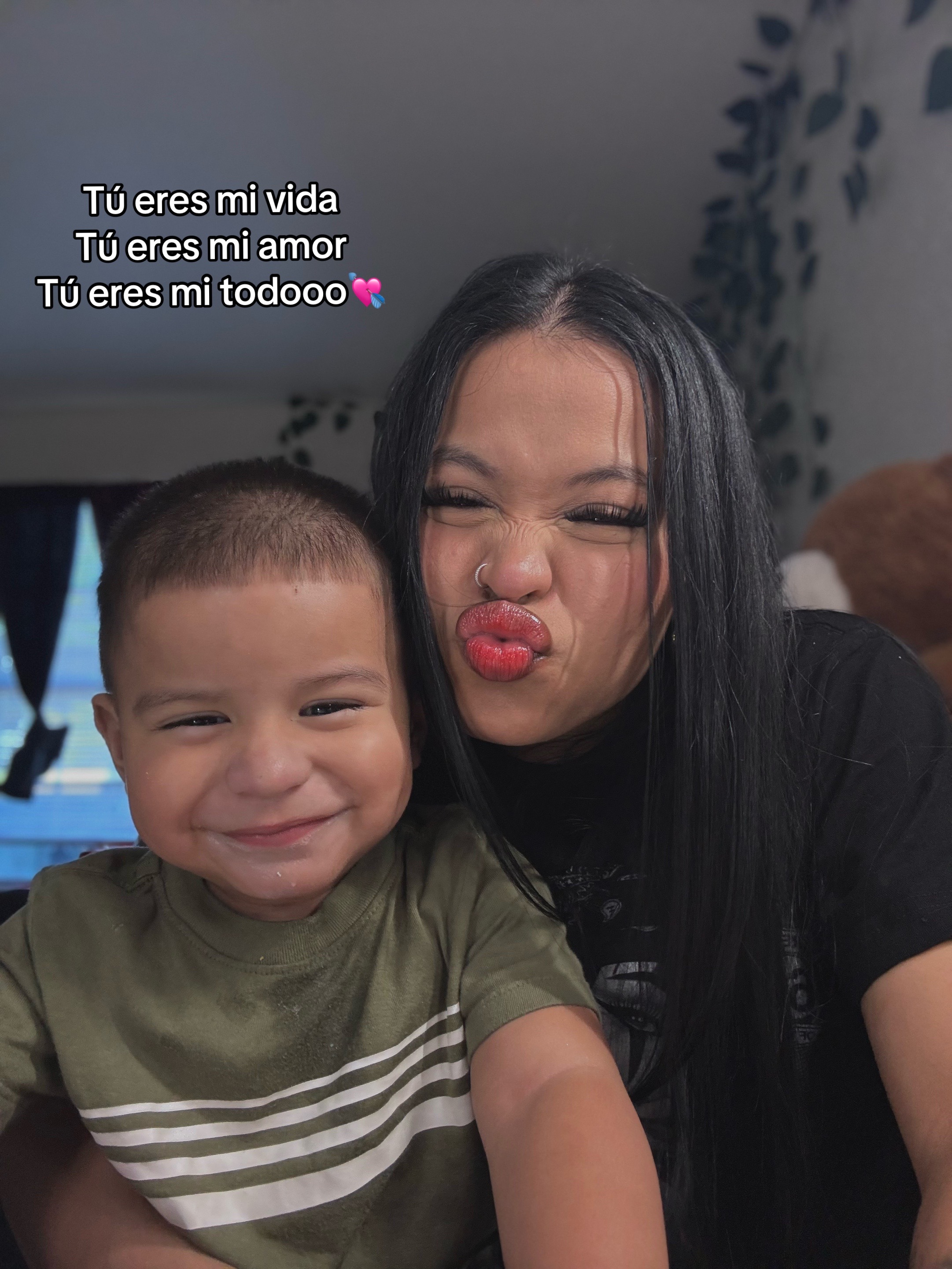 @𝑨𝒍𝒆𝒙𝒂𝒏𝒅𝒓𝒂🇭🇳🔥