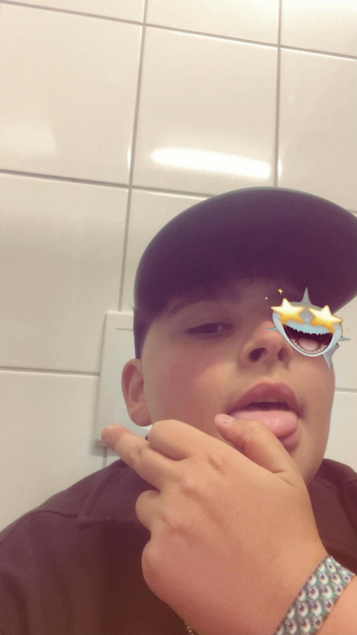 @𝓔𝓷𝓲𝓭🫆🧞&zwj;♂️