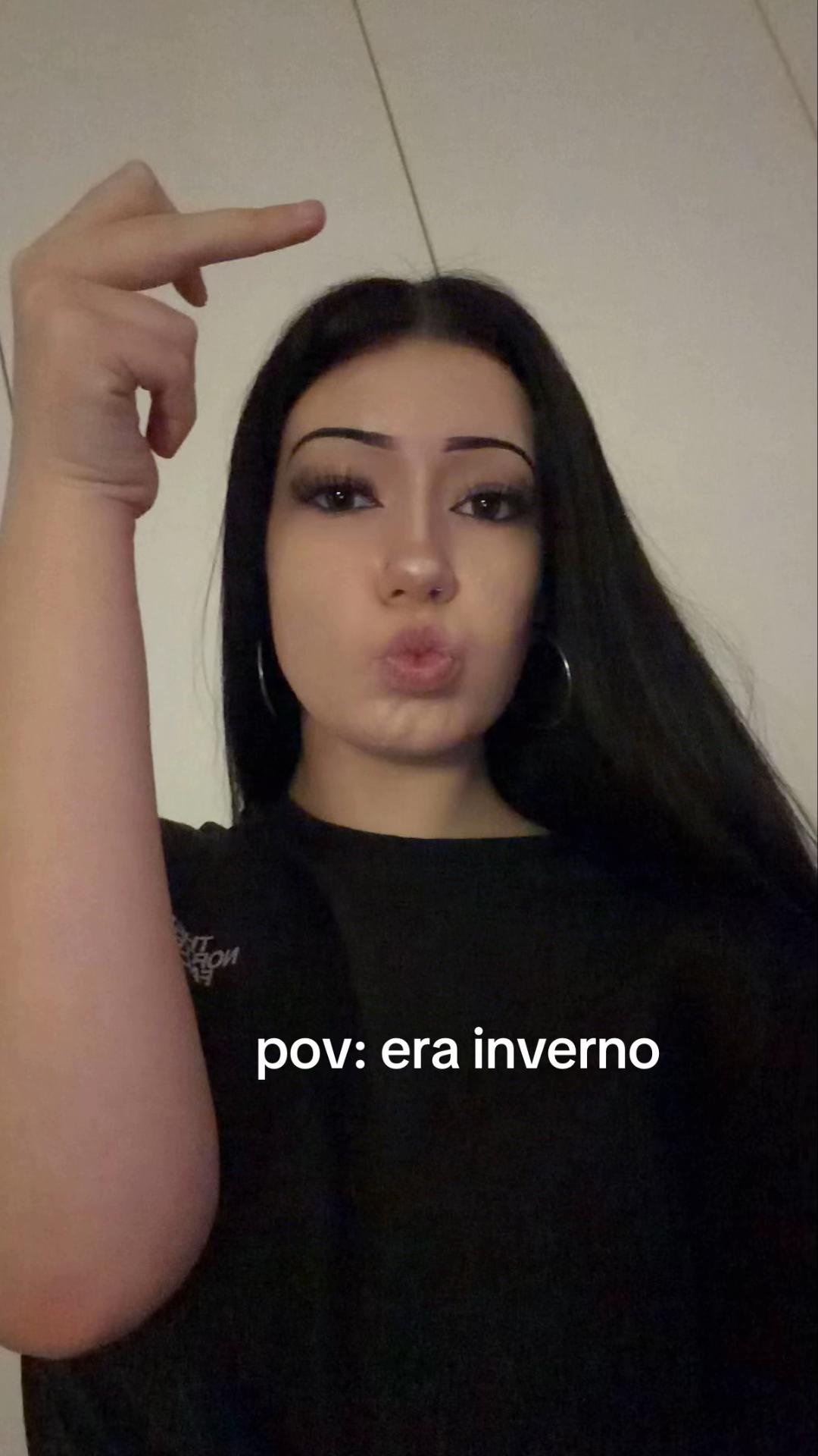 @rrebeccaarinii
