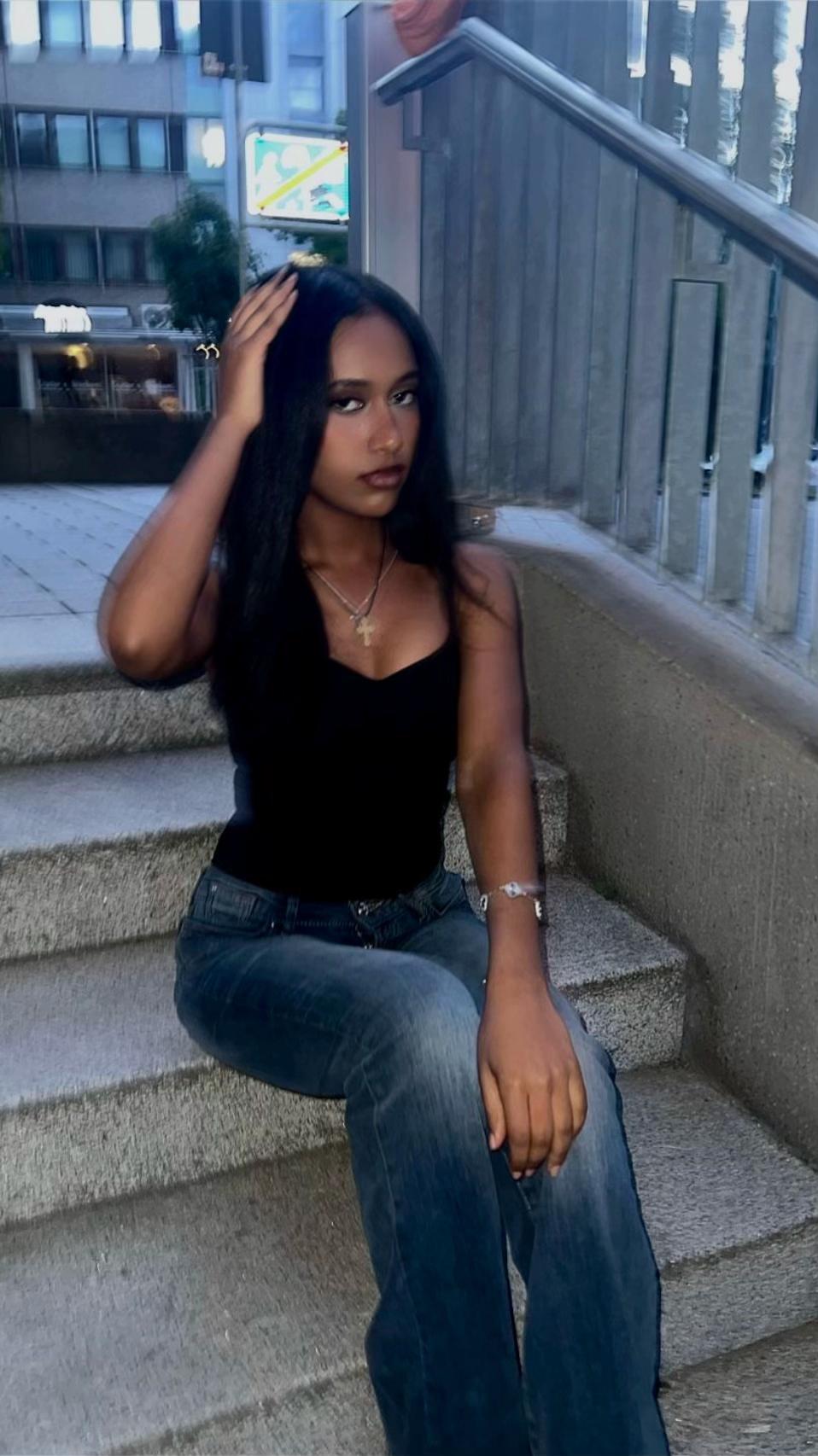 @Bita🕸️