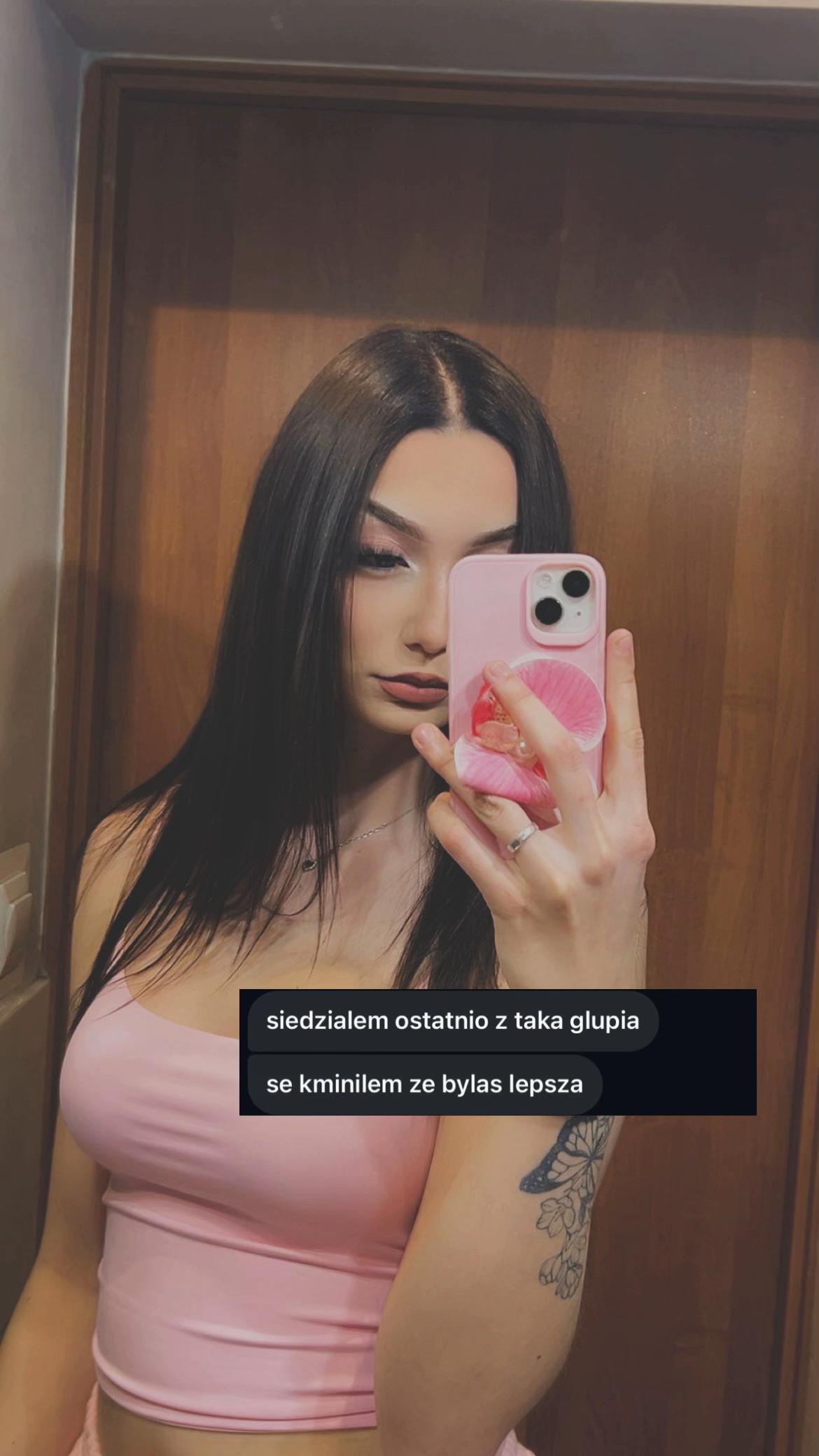 @ꨄ