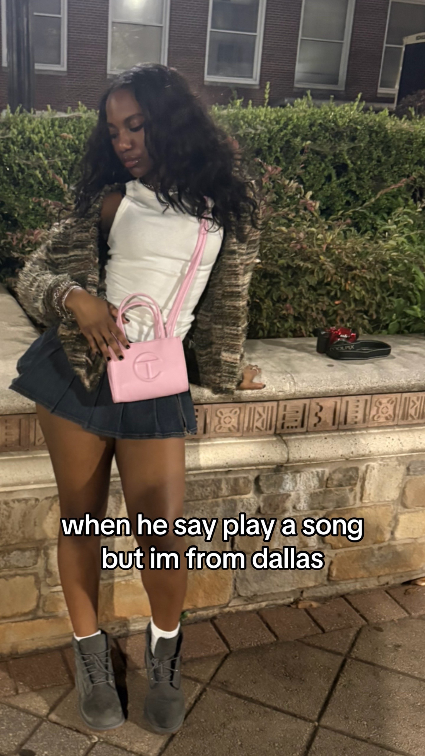 @EM