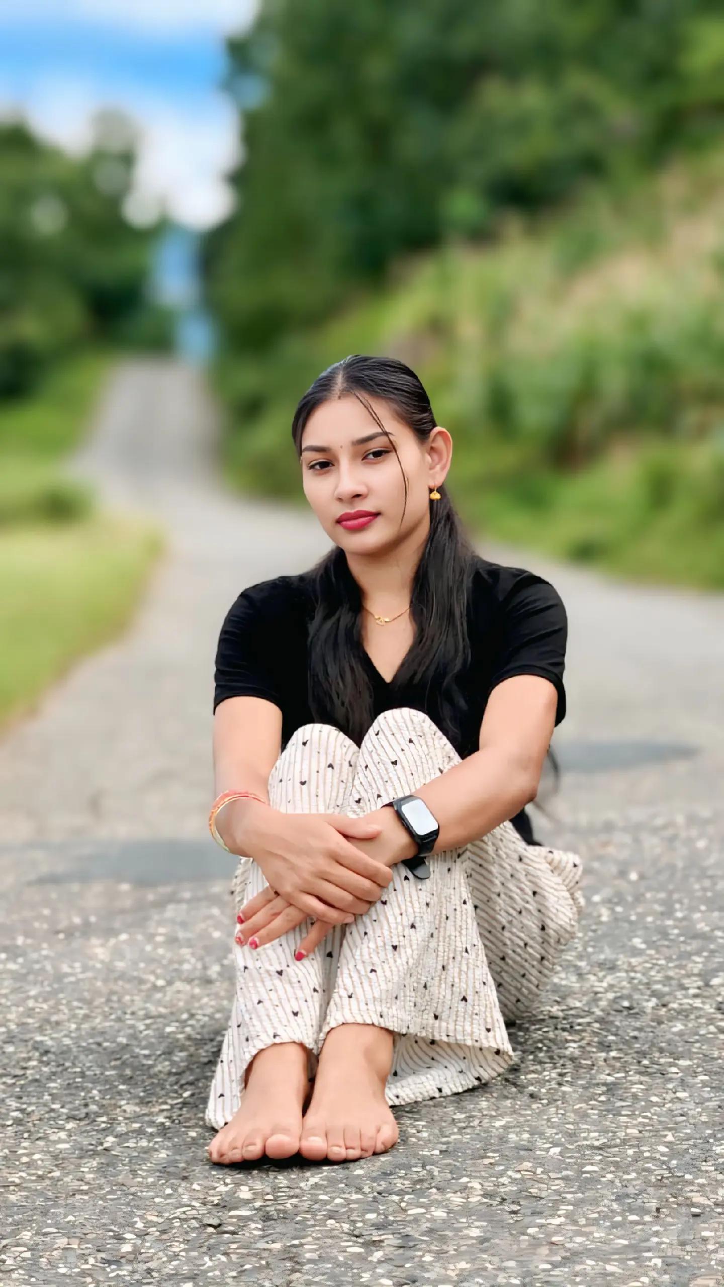 @Priya_Bohora_7ЁЯз┐