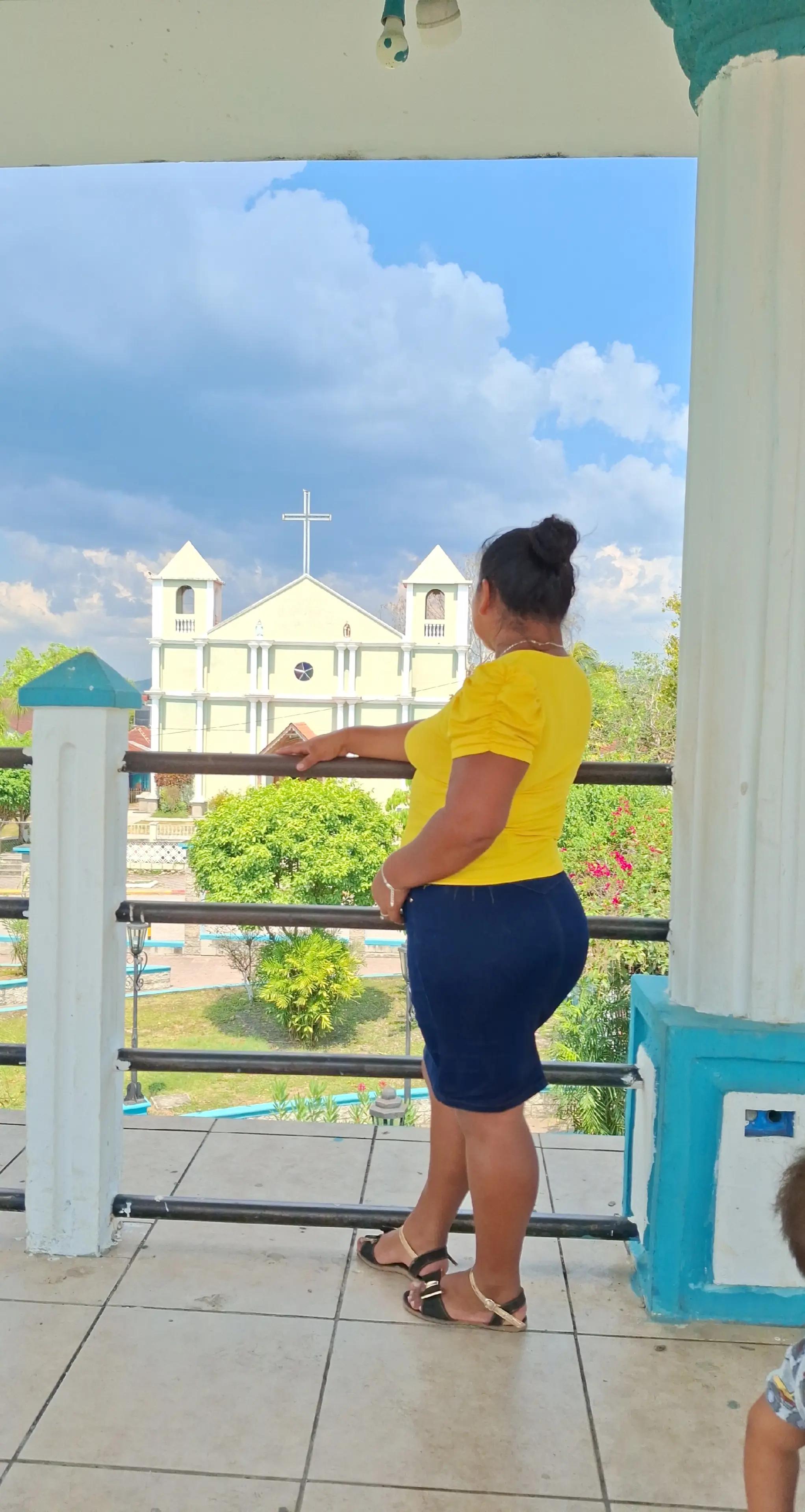 @LUCIA🥰❤️💐🪷