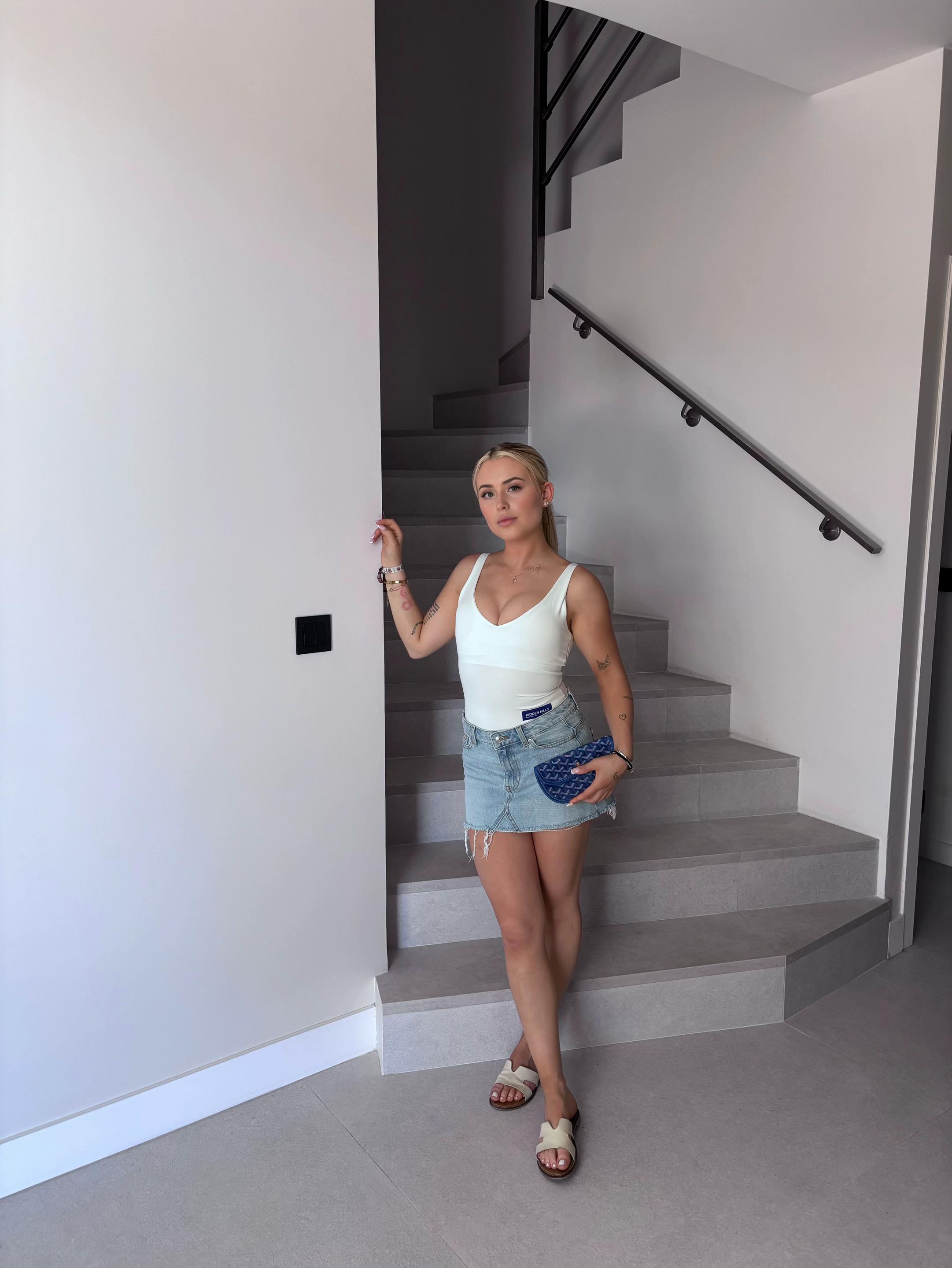 @sterrenovaaa
