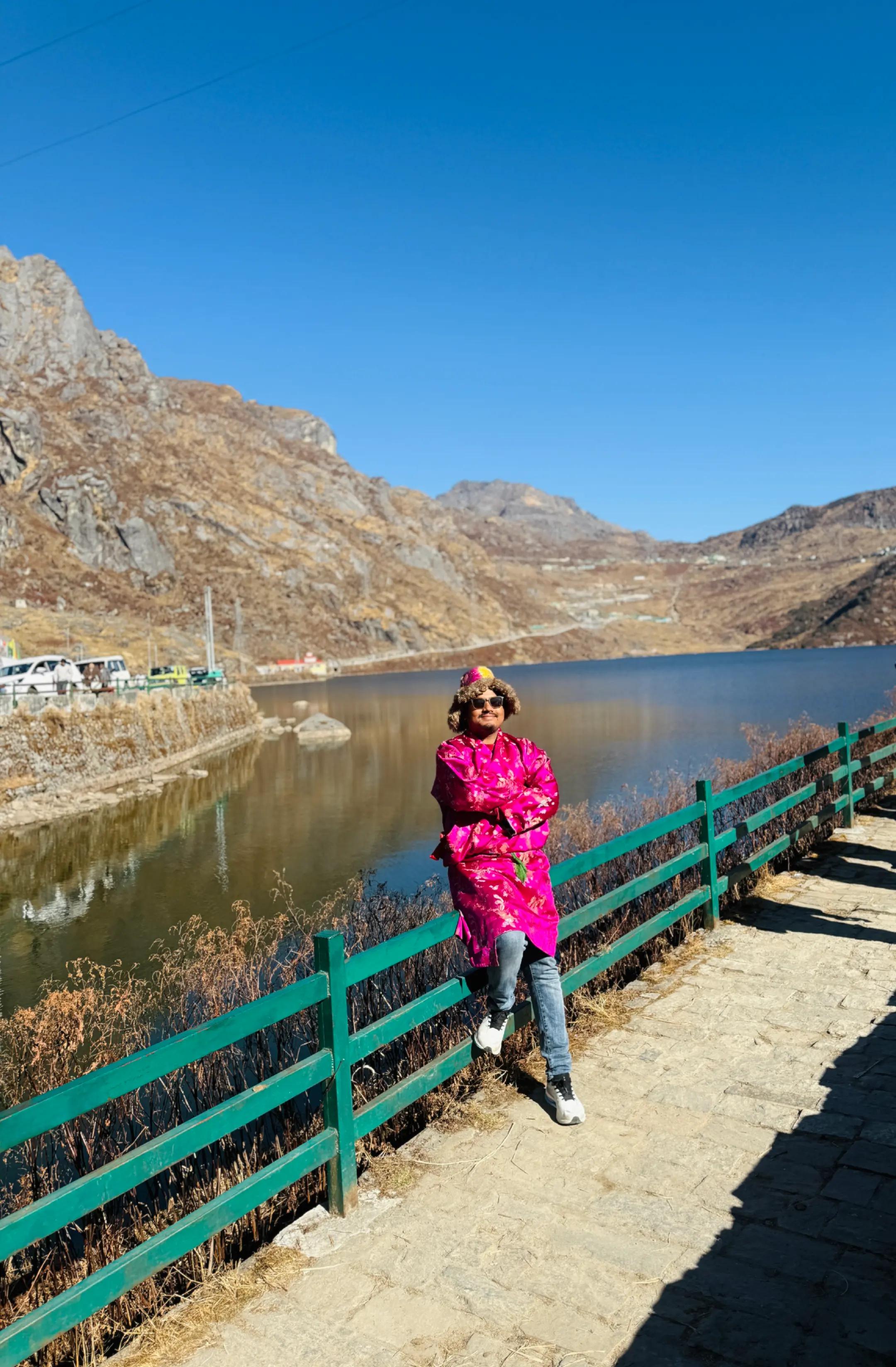 @आshmaan Yogi