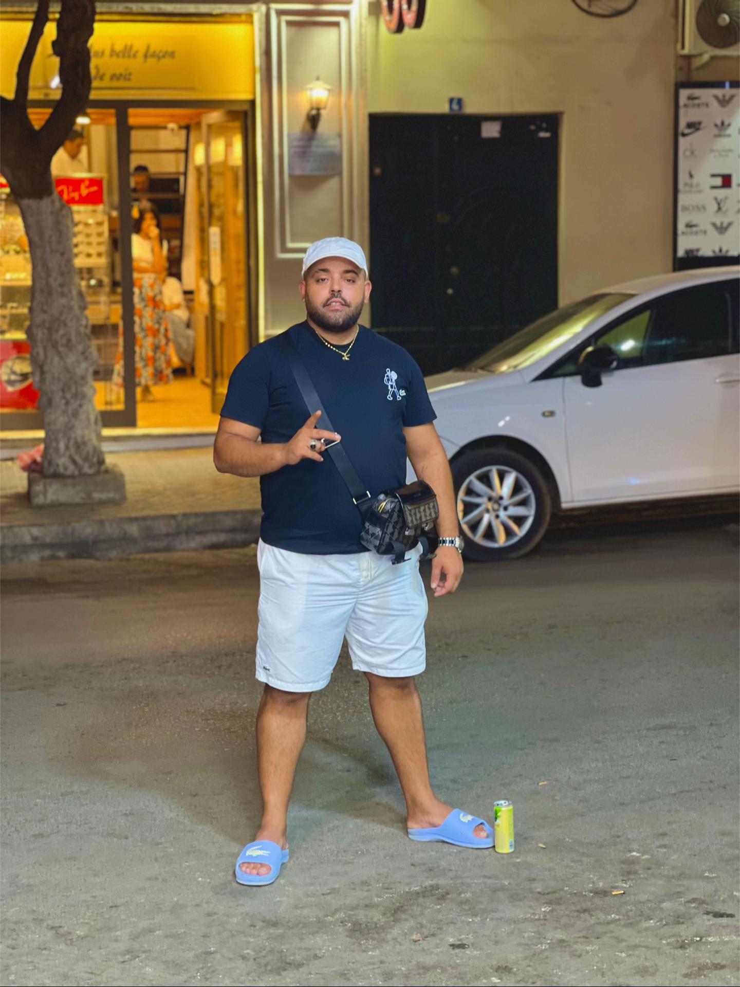 @Hicham Laakel