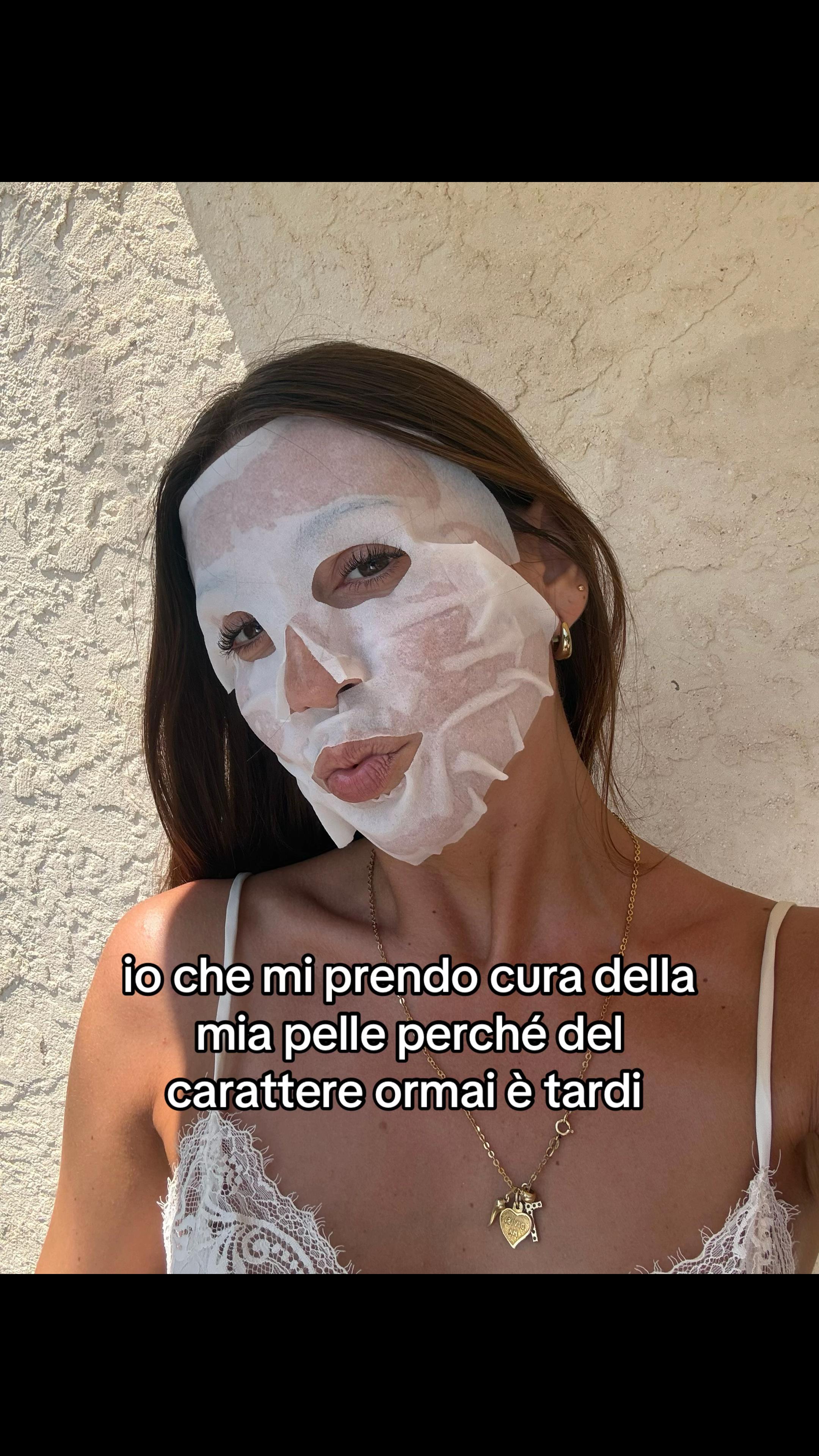 @saracesti