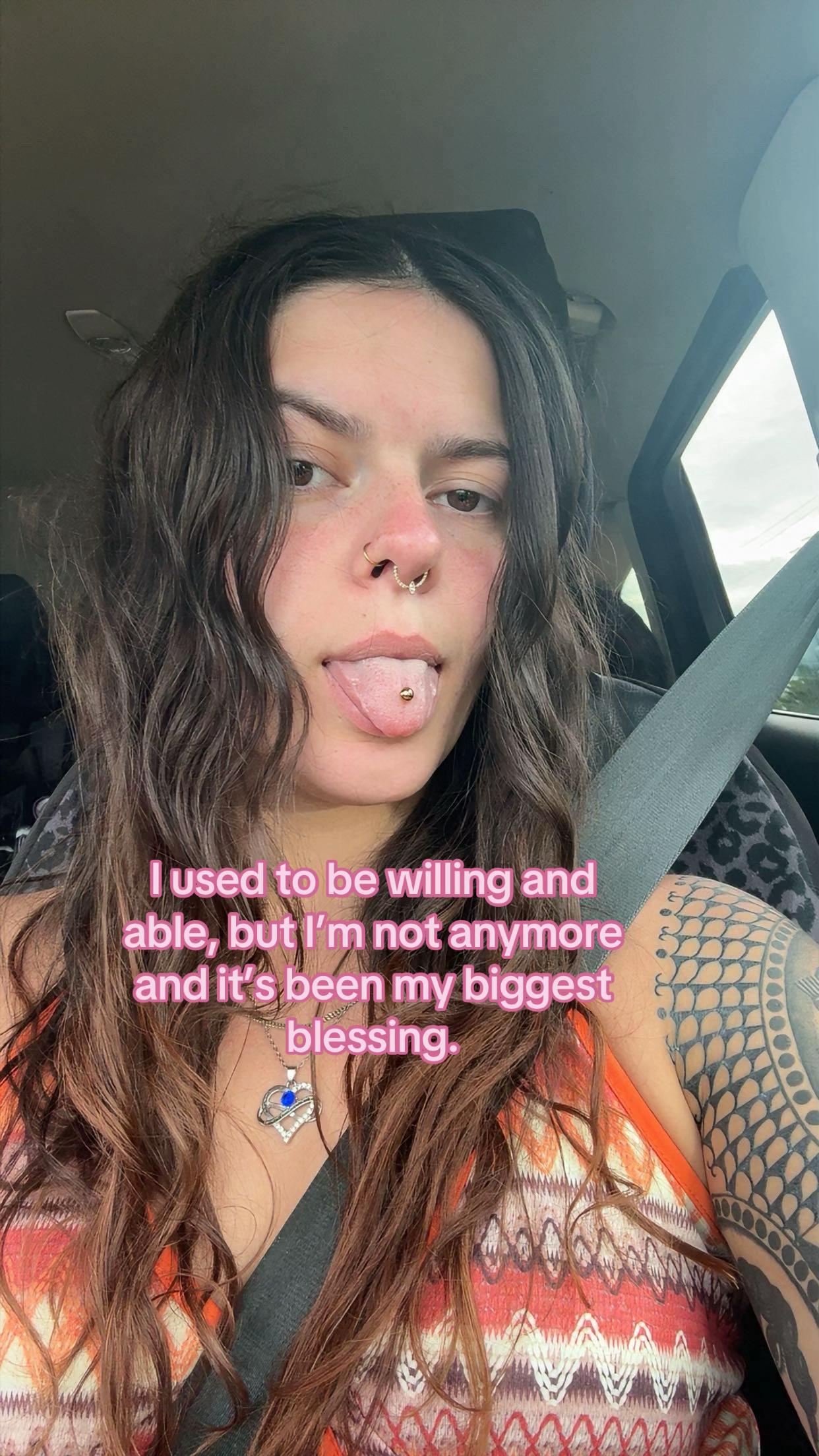 @katlyneroberts