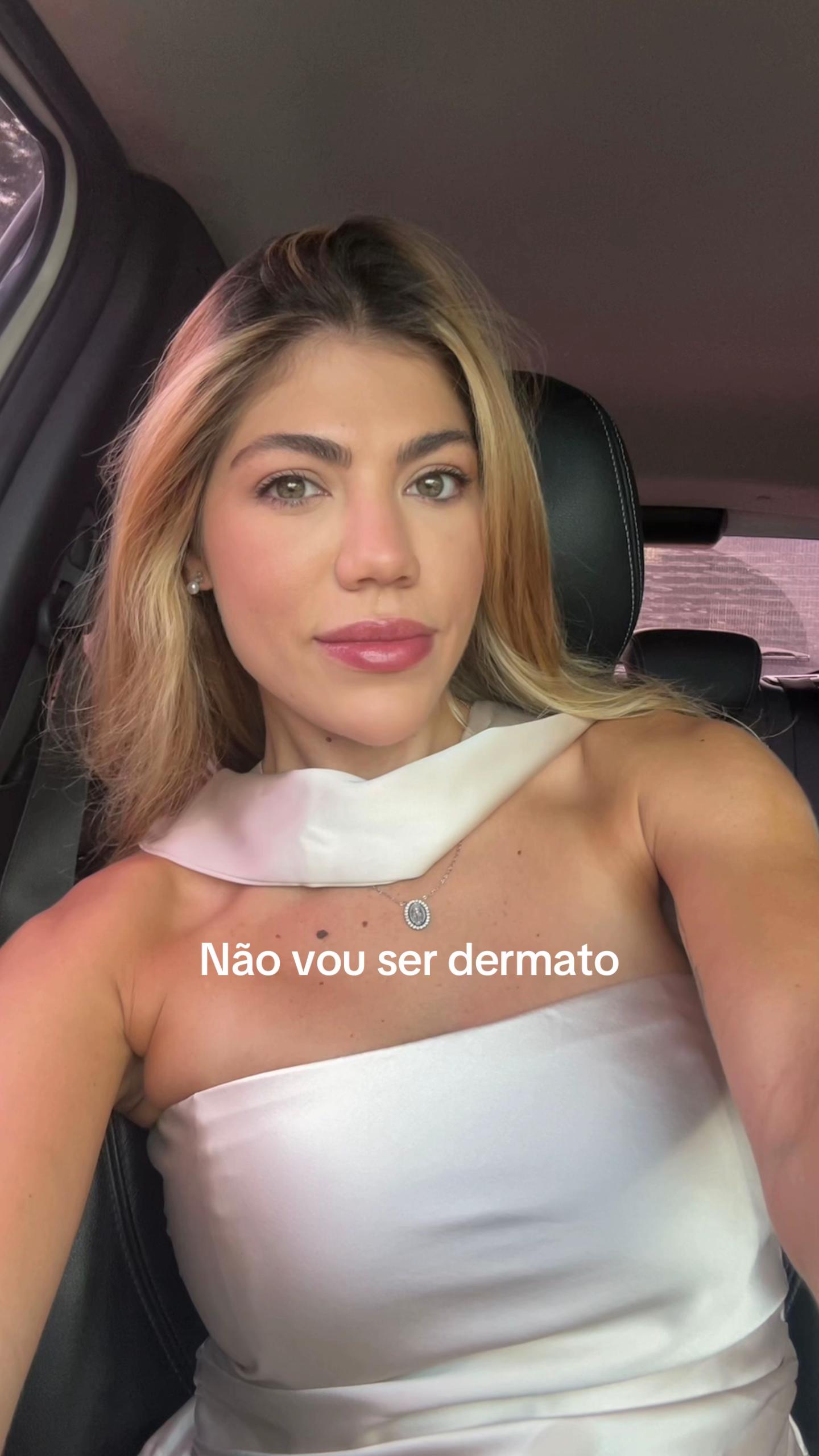 @Beatriz Cox