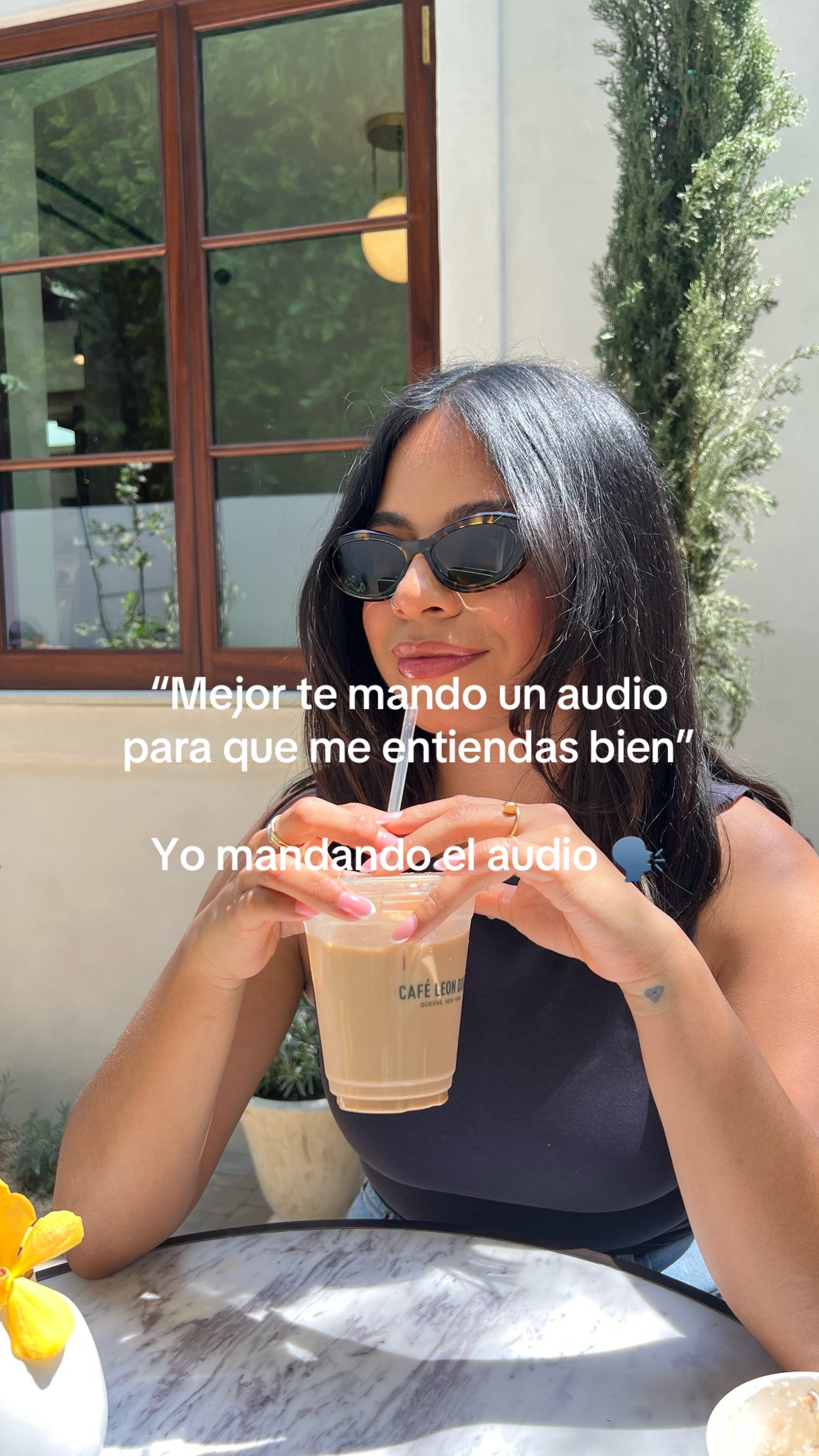 @jessicaech_