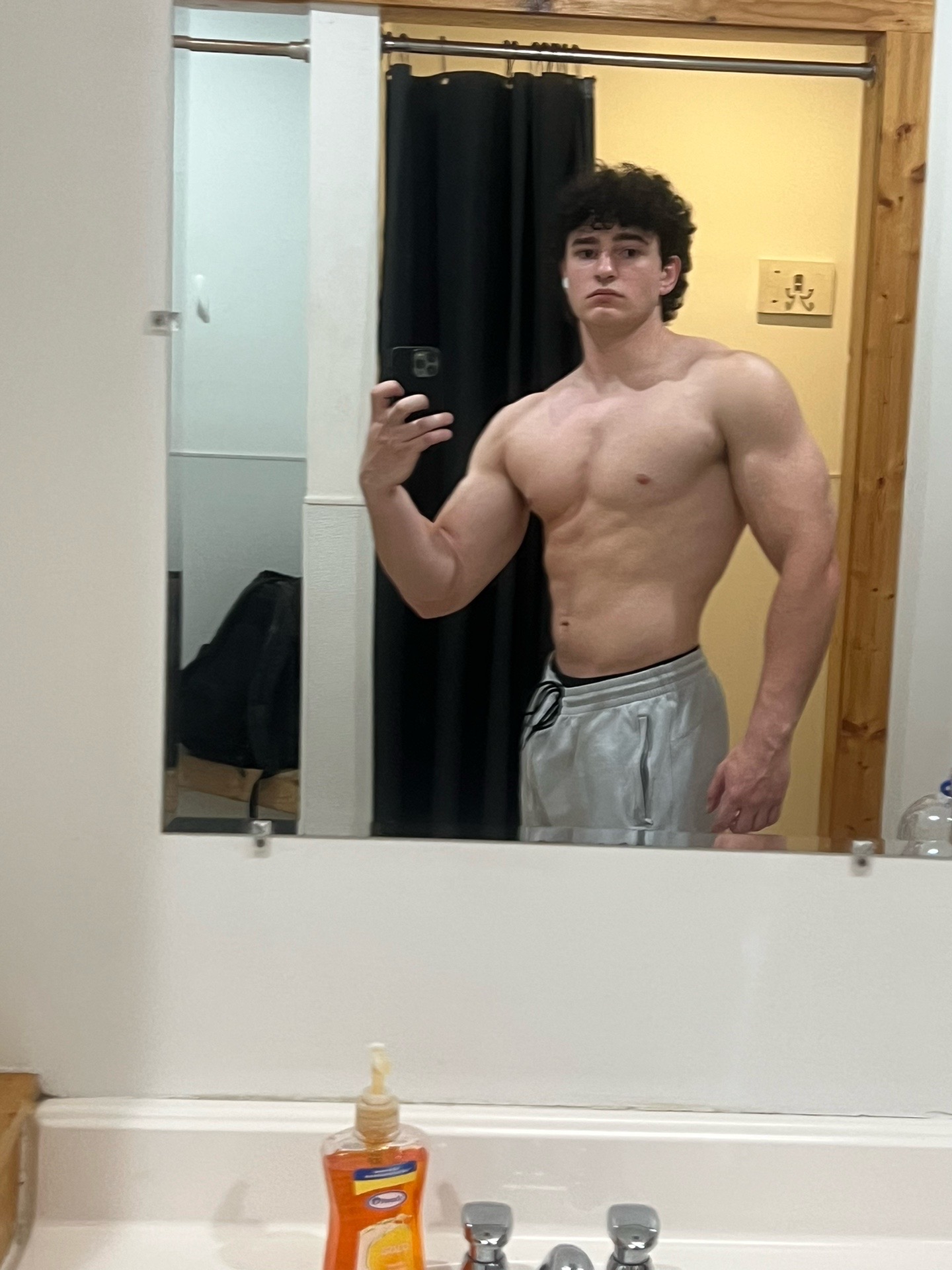@Kissel_Lifts
