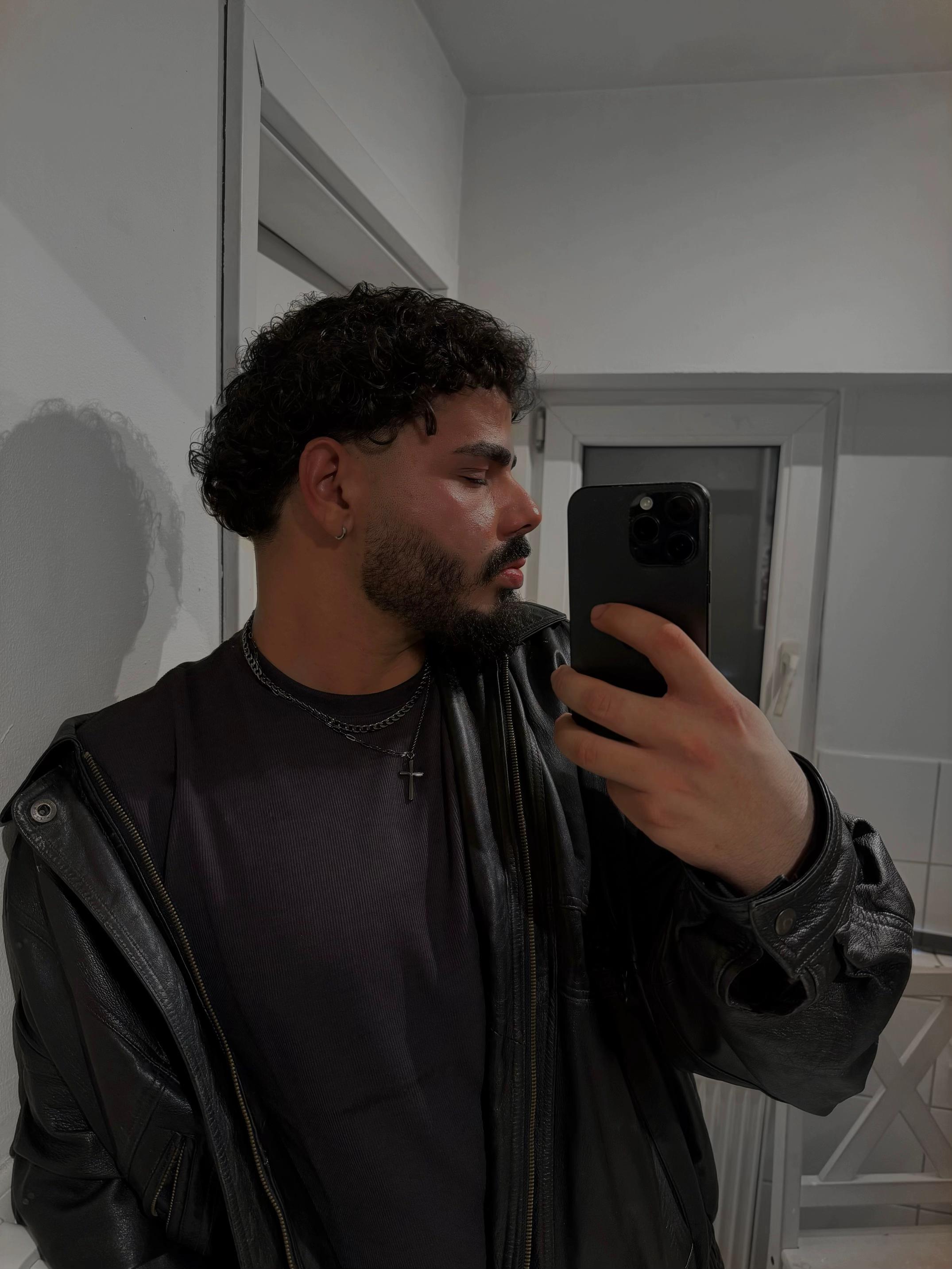 @giuliano