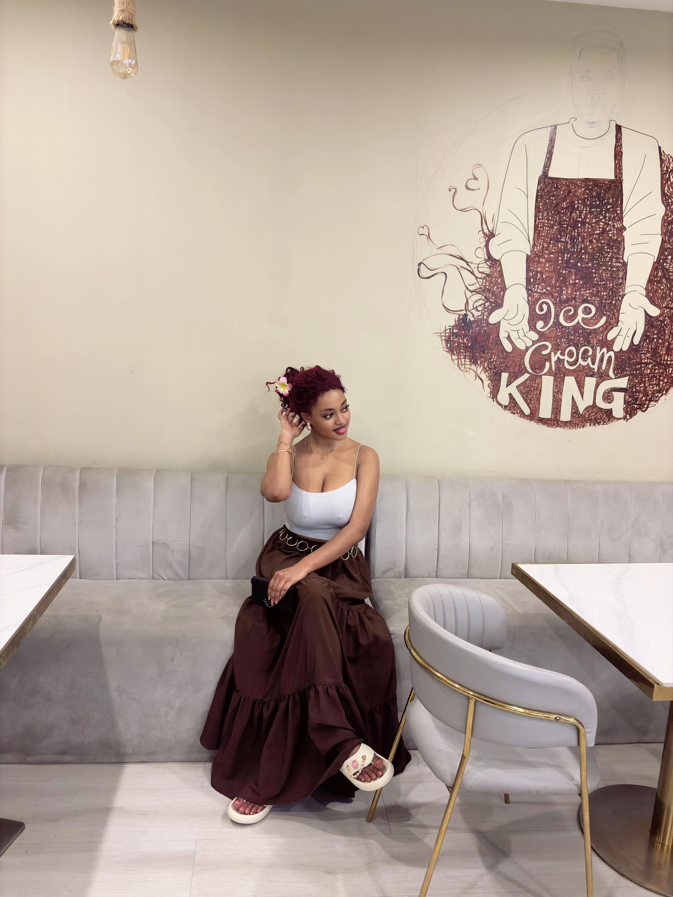 @𝓴𝓲𝓶 𝓮𝓵𝓵𝓮𝓭𝓲𝓷𝓪𝓱🌸